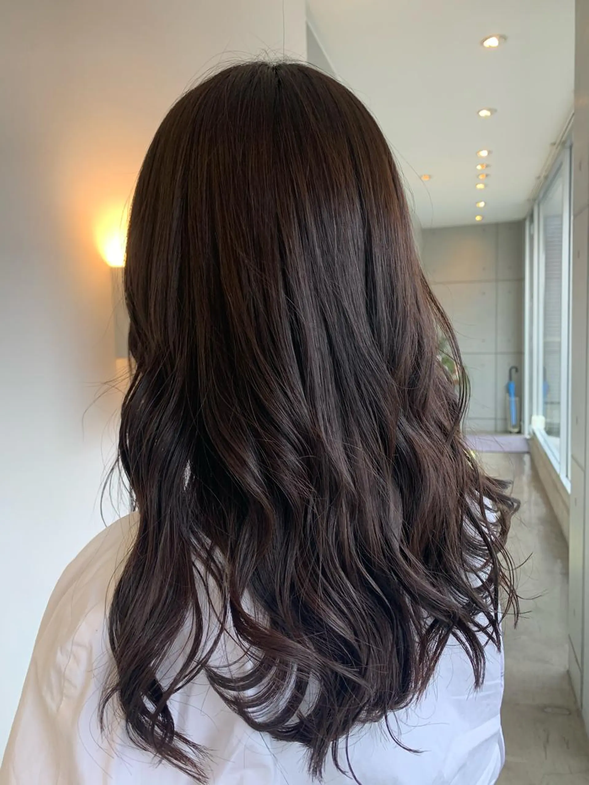 セミロング おせ ちさとのヘアスタイル