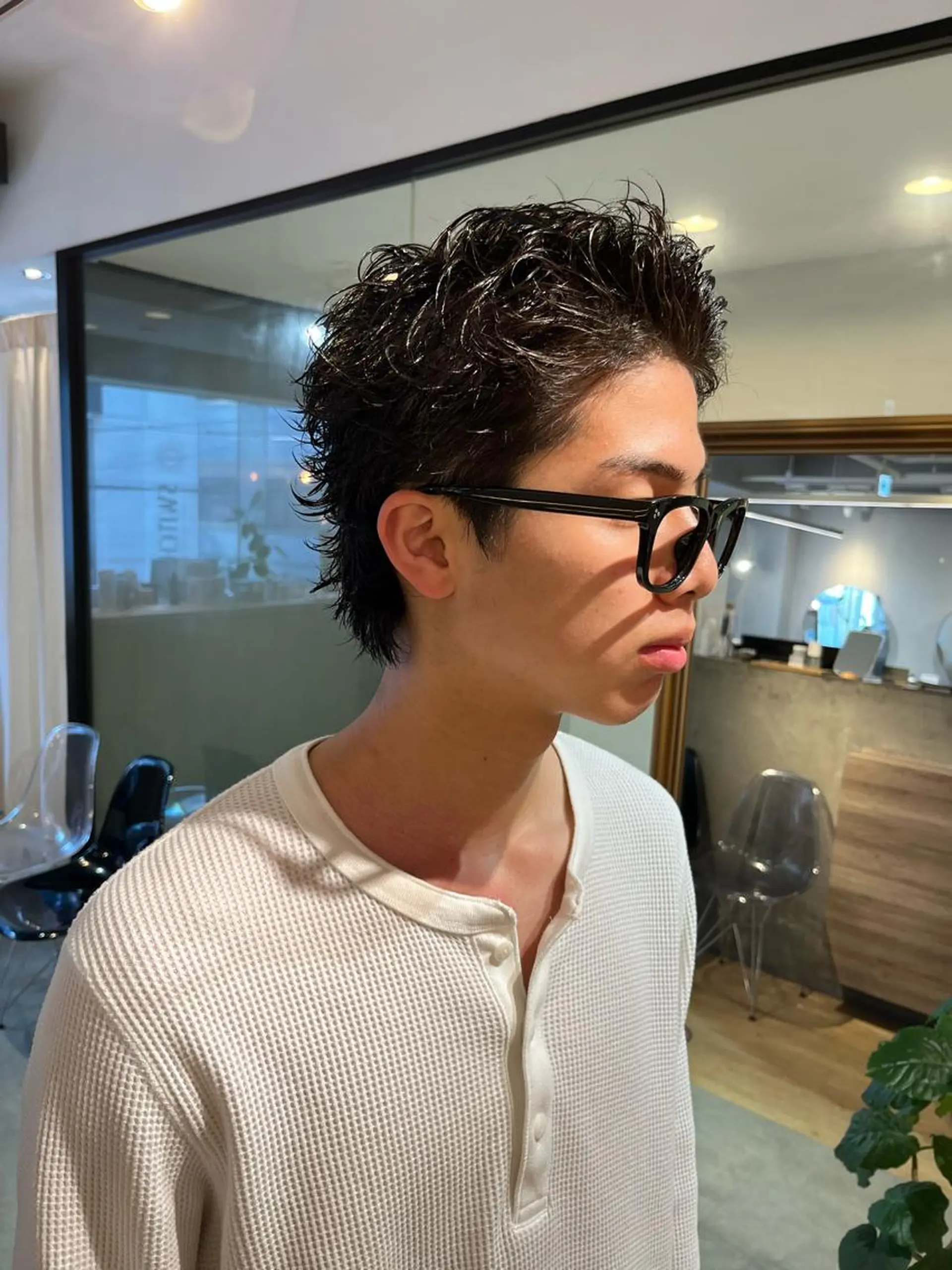 ショート パーマ メンズ カット パーマ SCENEbyRAD helmのヘアスタイル