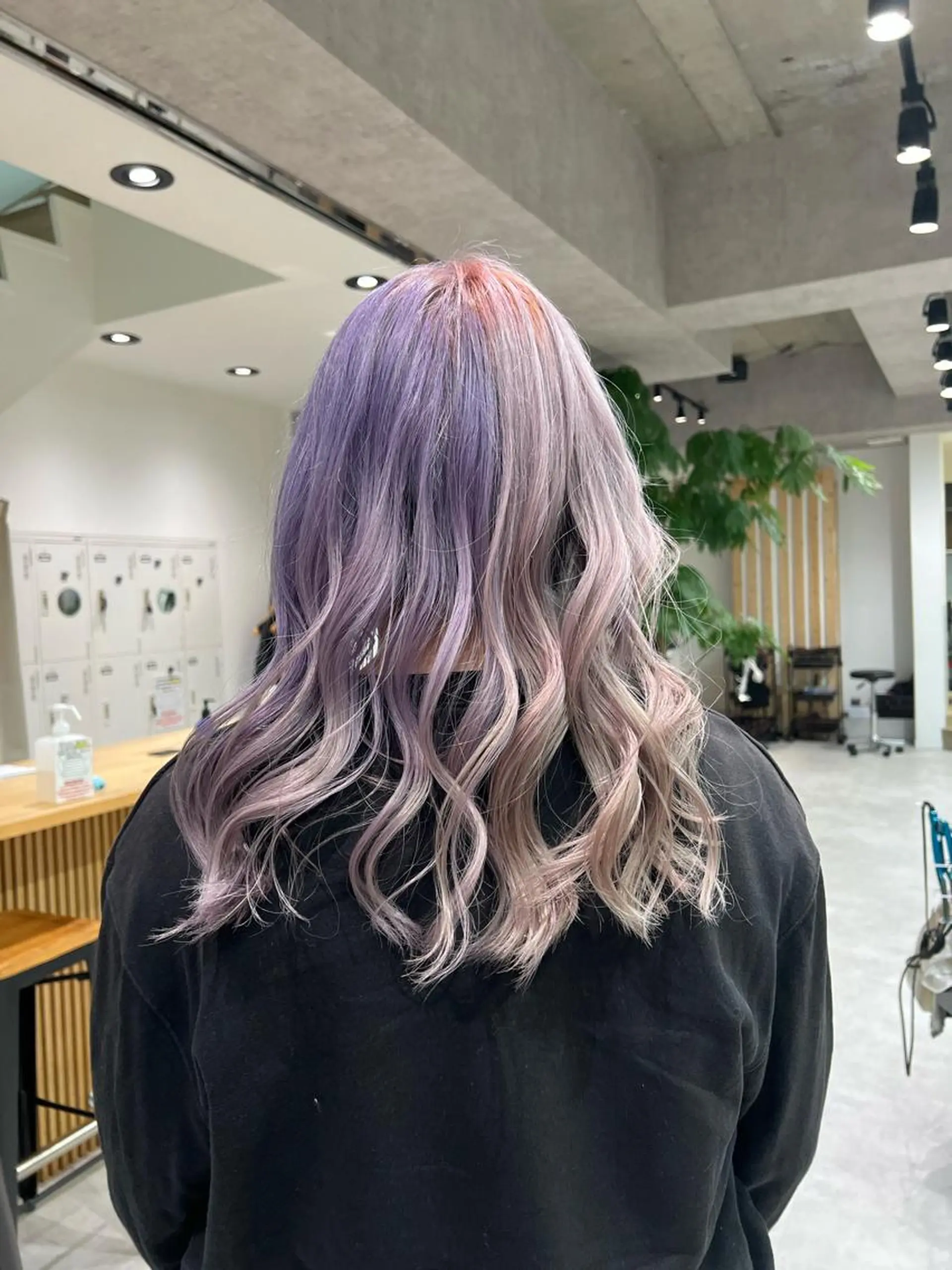 セミロング カラー カット ヘアカラー トリートメント 🍀お悩み改善憧れの 美髪　小林風雅のヘアスタイル