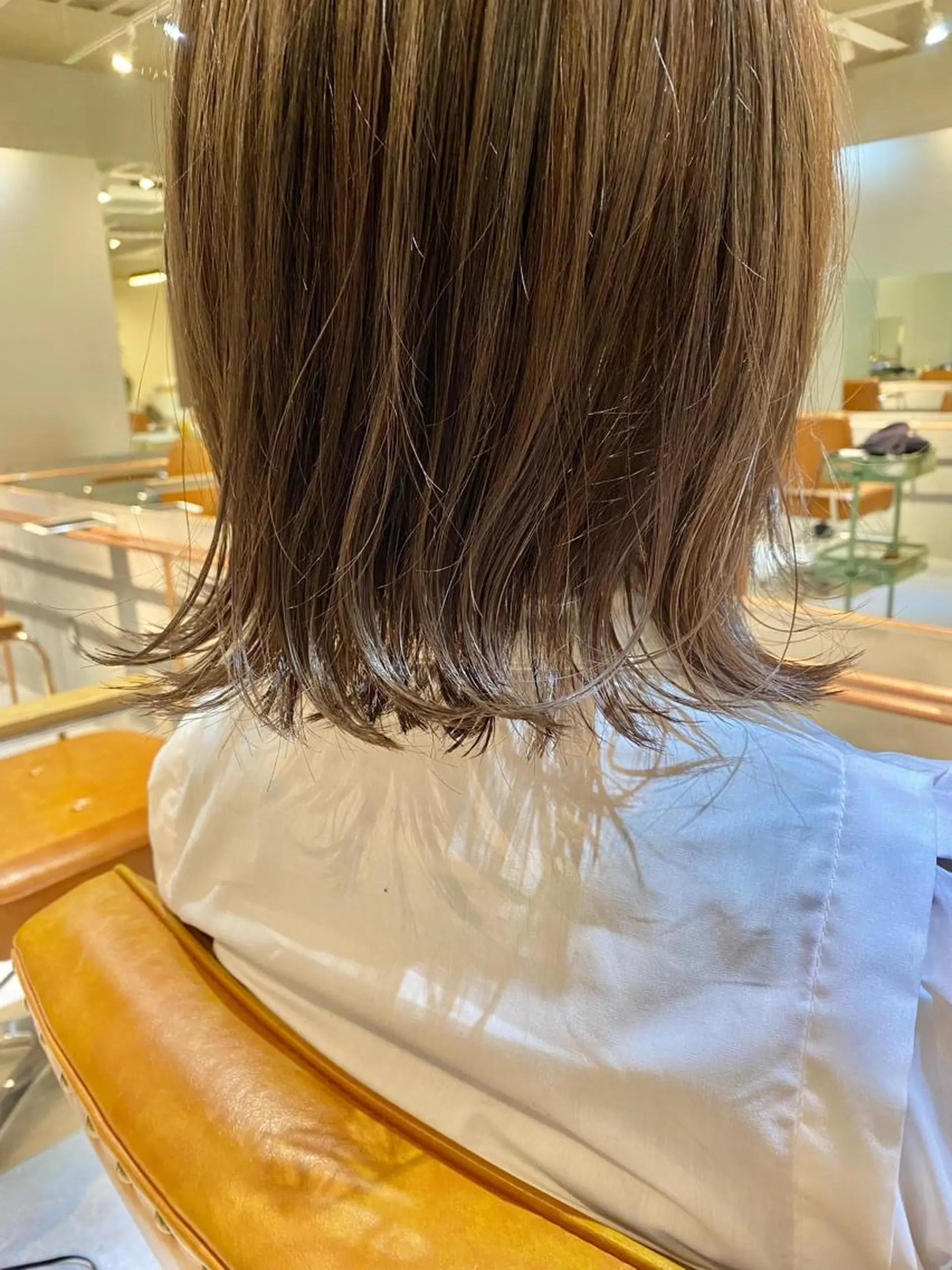 ミディアム カラー 切りっぱなしボブ ブラウンカラー ダブルカラー ナチュラルブラウン ボブ ヘアカラー トリートメント ハイトーン×似合わせ 🌱中川慎之介のヘアスタイル