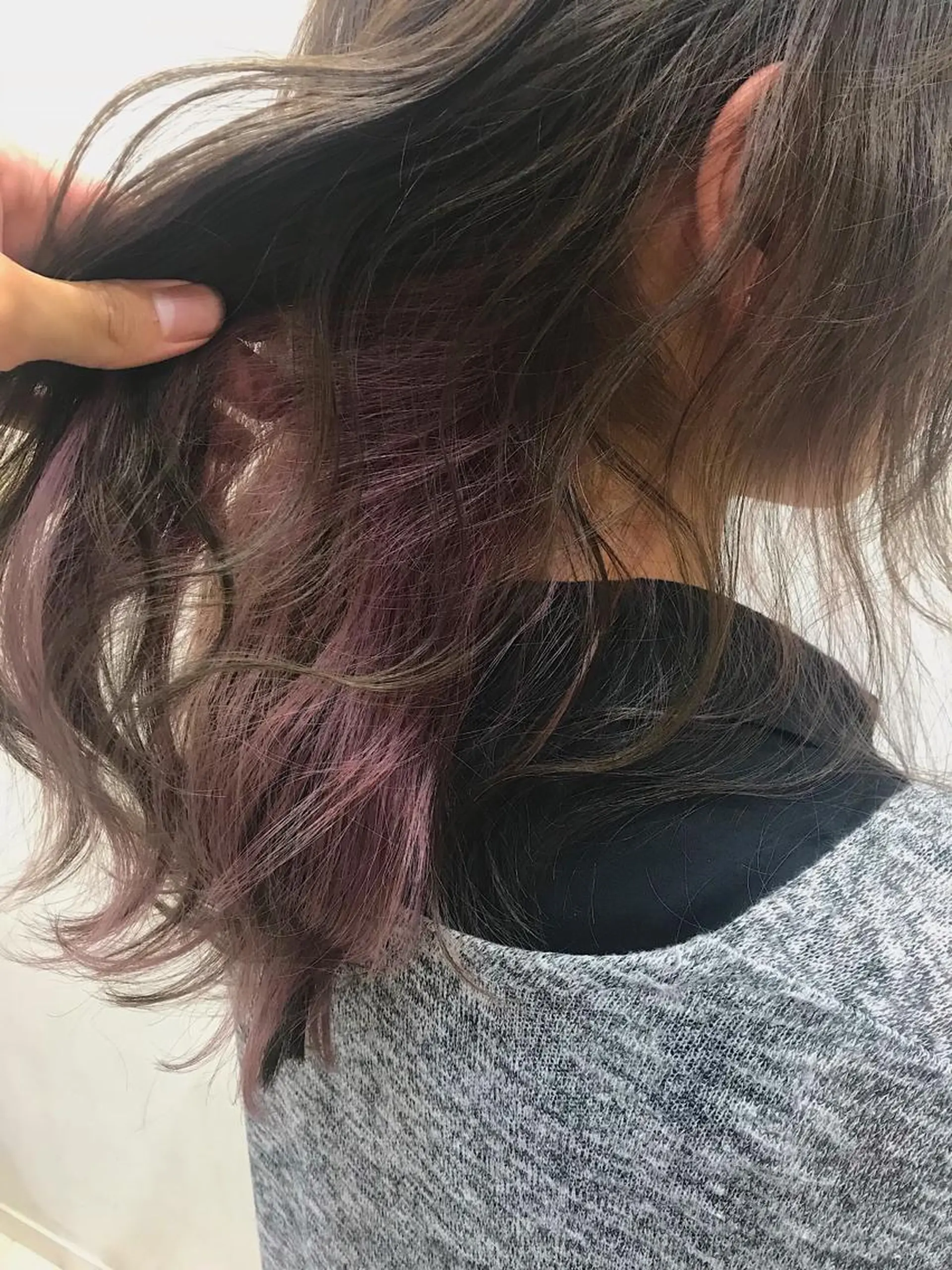 カラー ピンクカラー なかの たくみのヘアスタイル