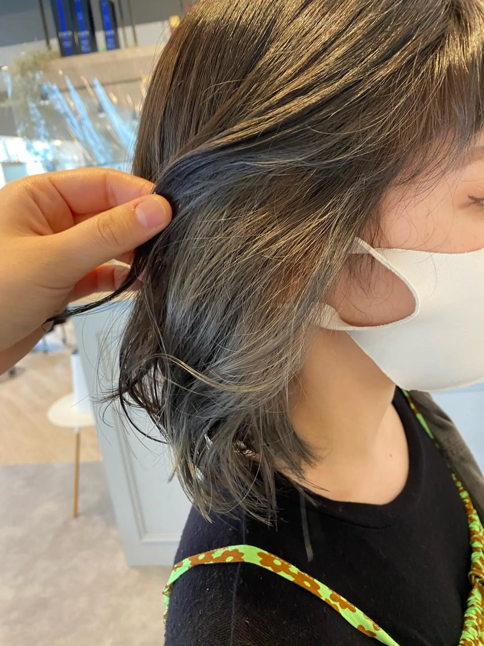 カラー ダークグレー ダークグレージュ グレージュ シルバー ELLE&SALLY 石野のヘアスタイル