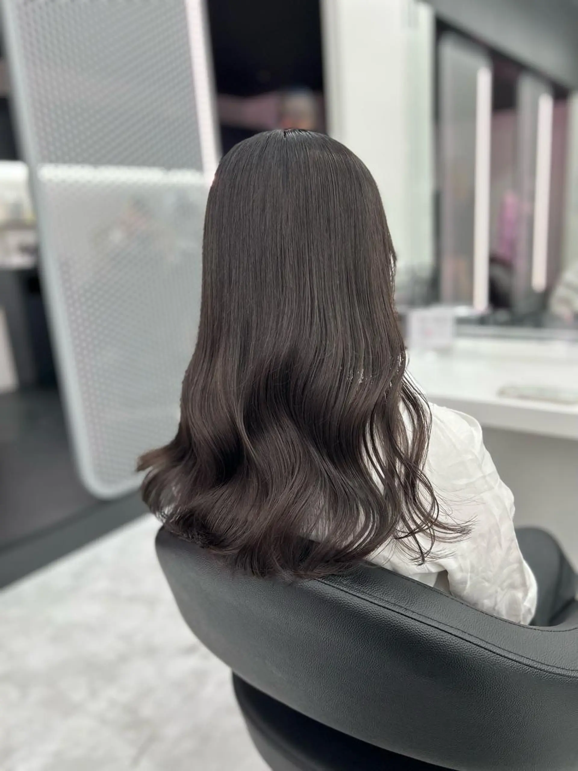 セミロング カラー ヘアアレンジ ヘアカラー トリートメント mai🍑暖色カラー /レイヤー💖のヘアスタイル