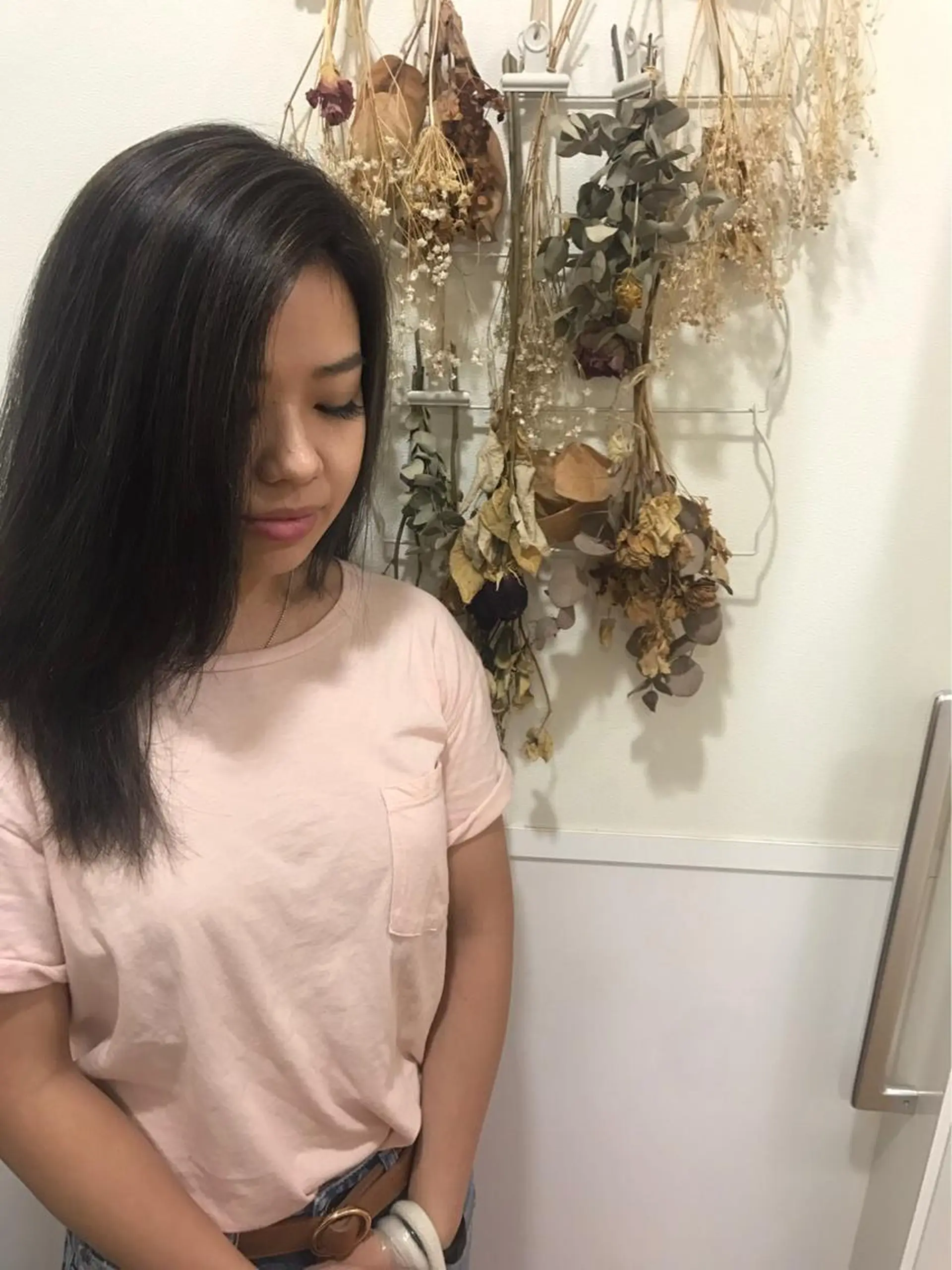 セミロング カット ヘアカラー トリートメント 羽エクステ🩷 🤍まき🤍のマツエク・マツパデザイン