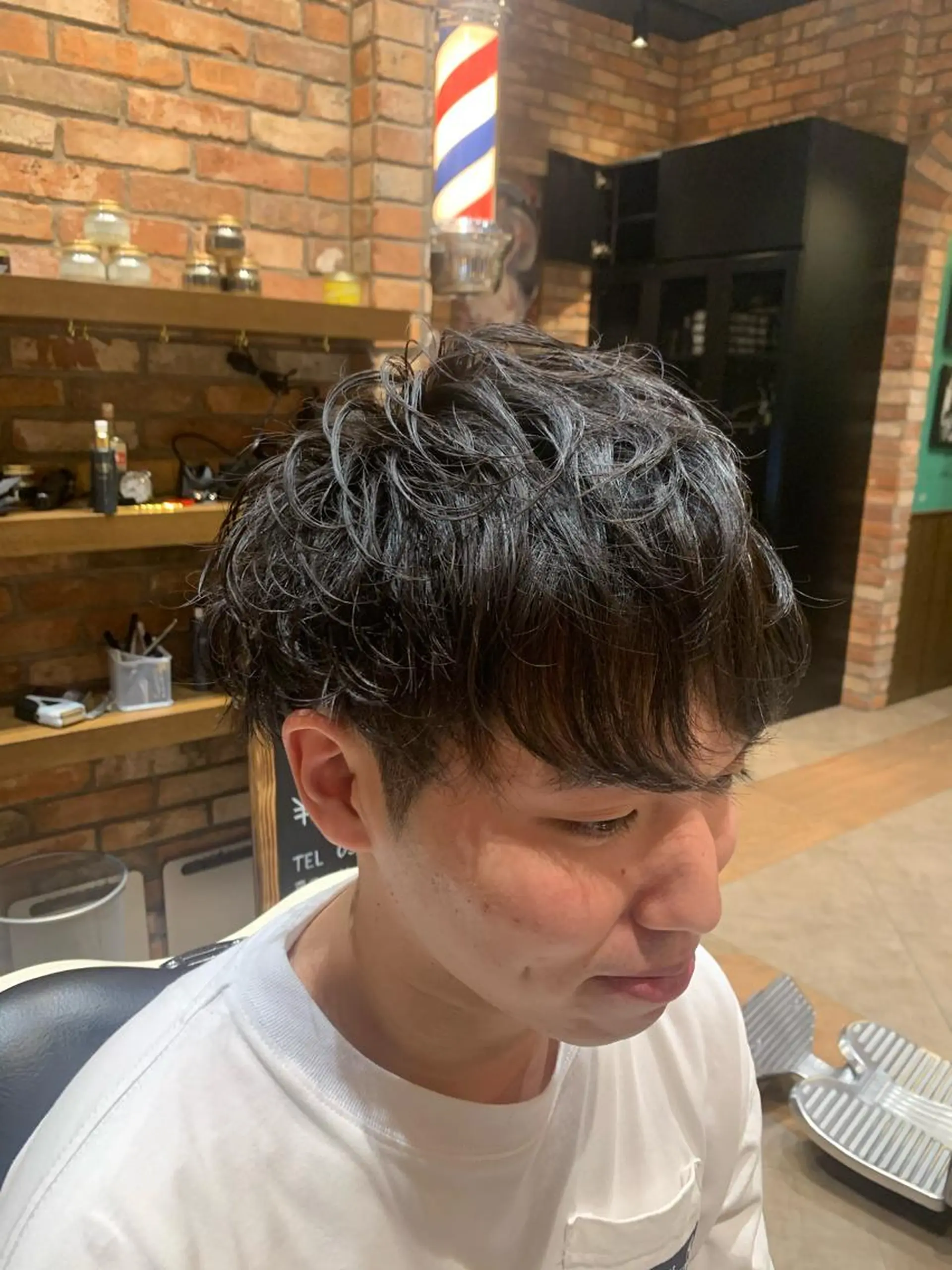 ショート パーマ メンズ メンズパーマ プレミアムバーバー新宿店所属・新宿駅近！ 💈口コミ多数✨のヘアスタイル