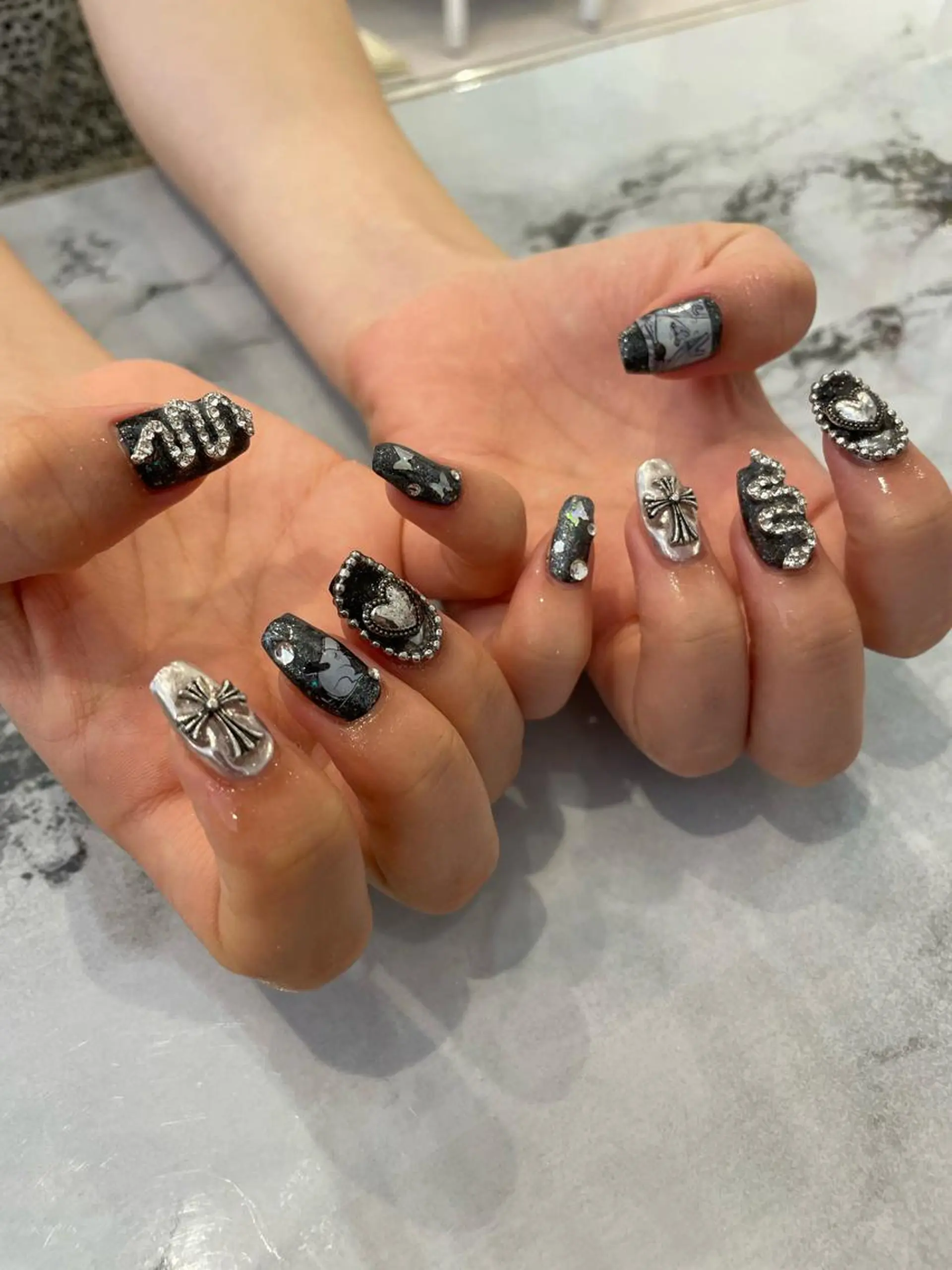 ネイル 束感まつ毛/ネイル/ LED♥KIRARAのマツエク・マツパデザイン