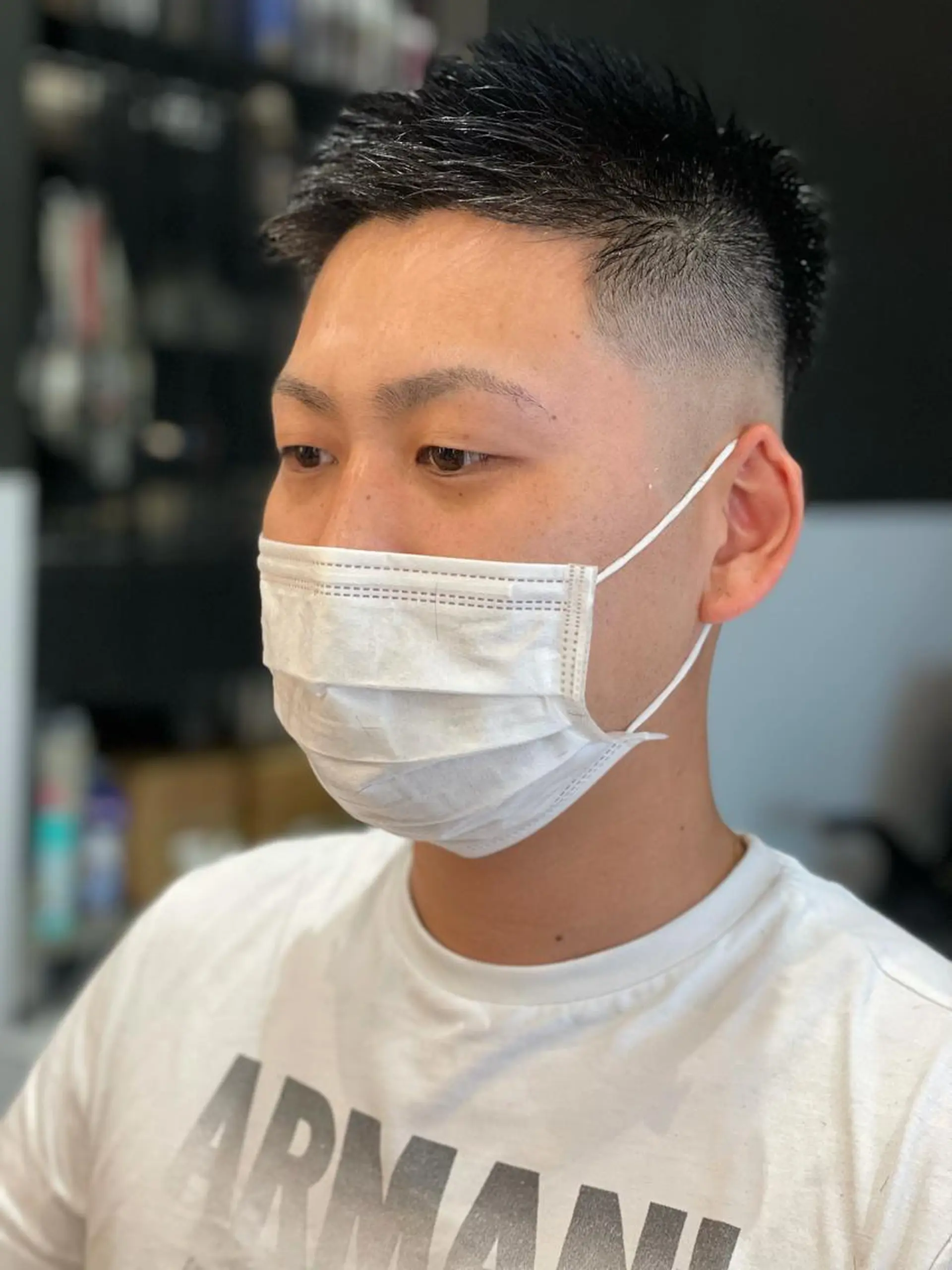 ショート メンズ フェードカット メンズヘア特化 崎田 成人のヘアスタイル