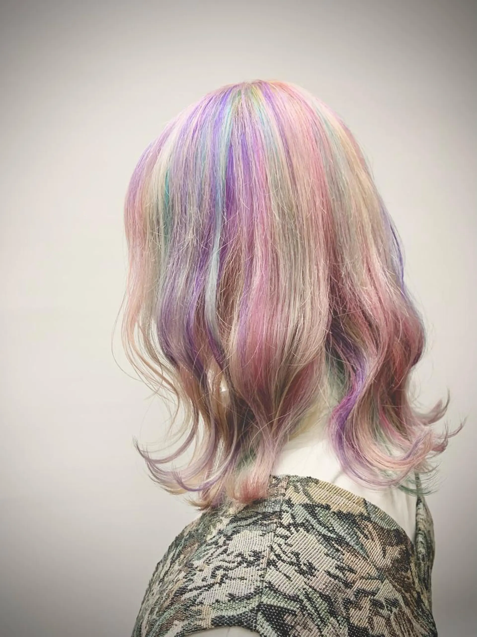 ミディアム カラー ミディアムパーマ バレイヤージュ ブリーチ ケアブリーチ ダブルカラー Koichi Satoのヘアスタイル