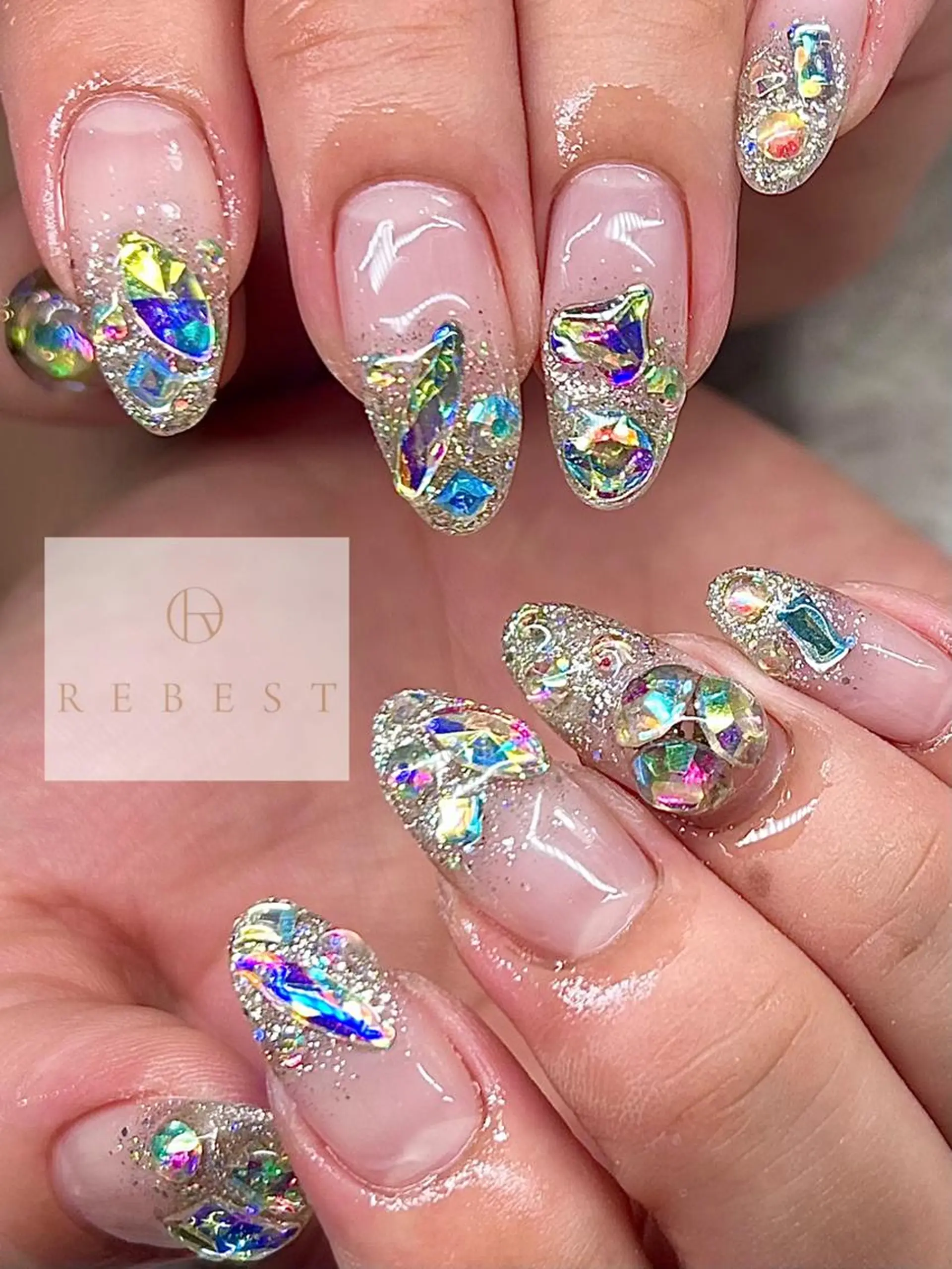 ネイル ハンドネイル REBEST京橋 🦋Curumiのネイルデザイン