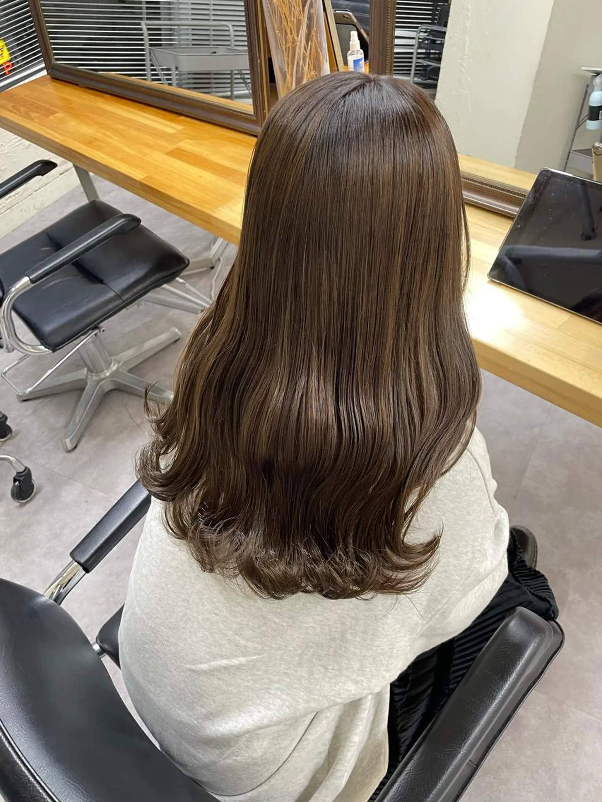 カラー レディースパーマ モデル募集RIKOのヘアスタイル