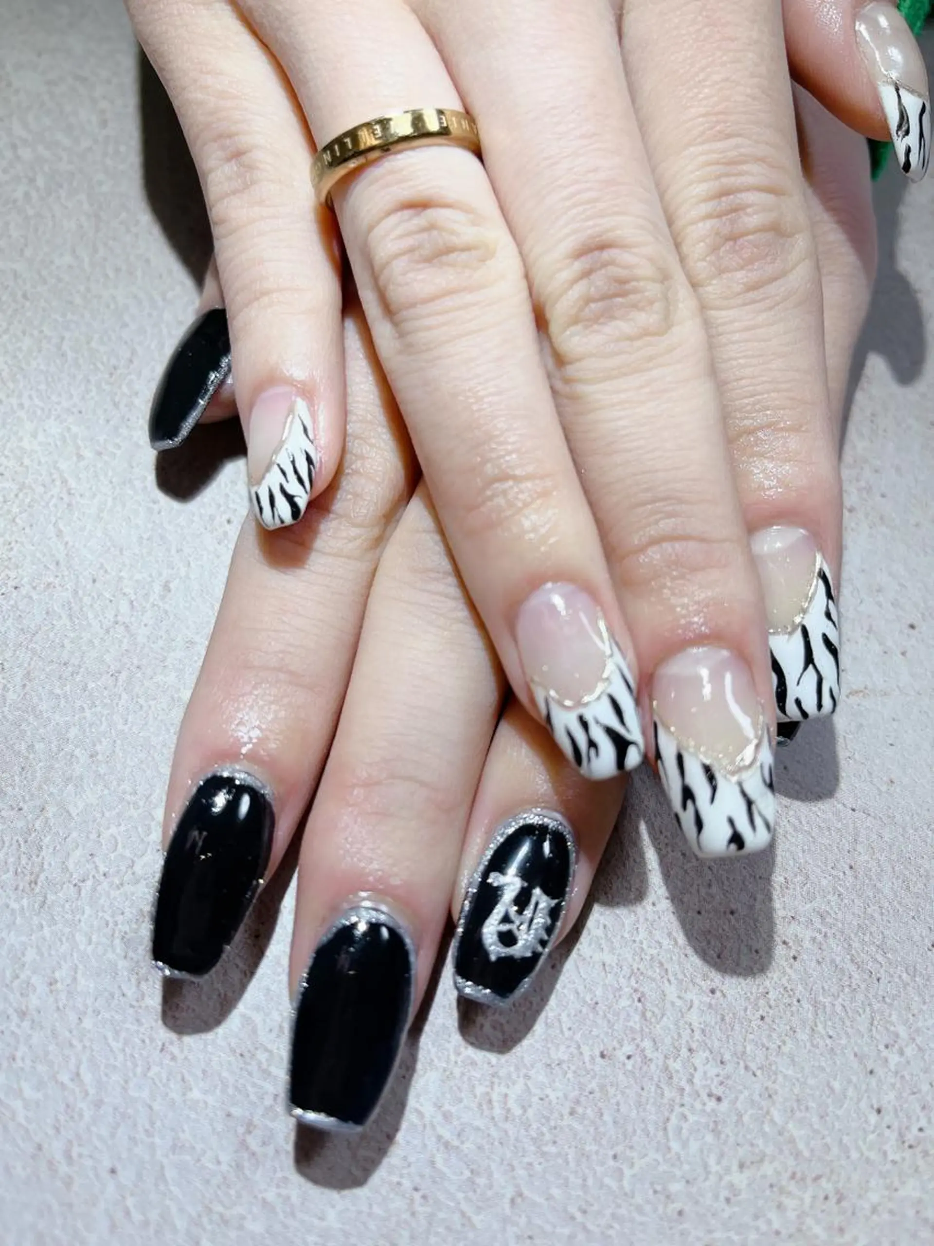 ネイル 上村 未来のネイルデザイン