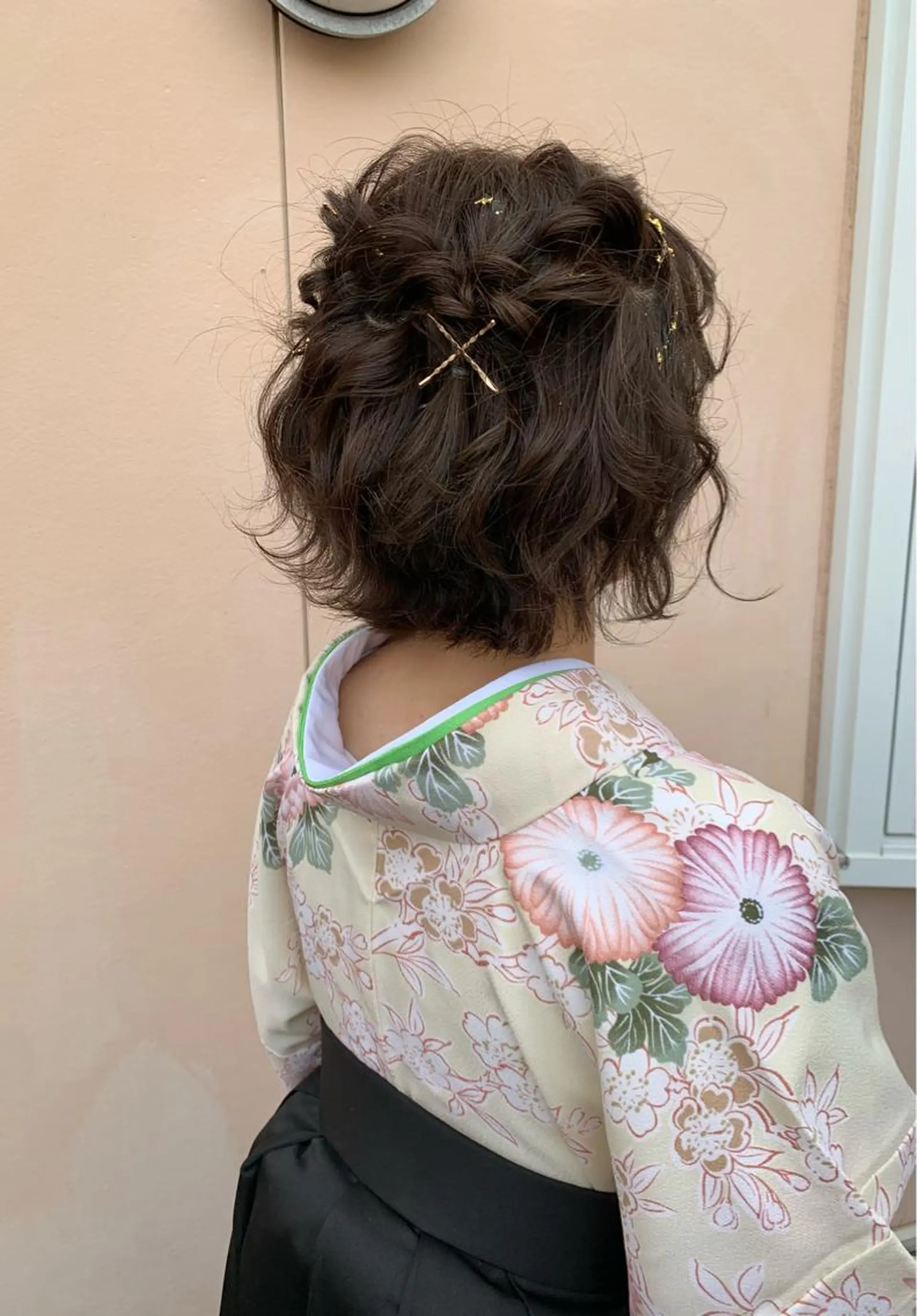 ショート ヘアアレンジ ハーフアップ yui .のヘアスタイル