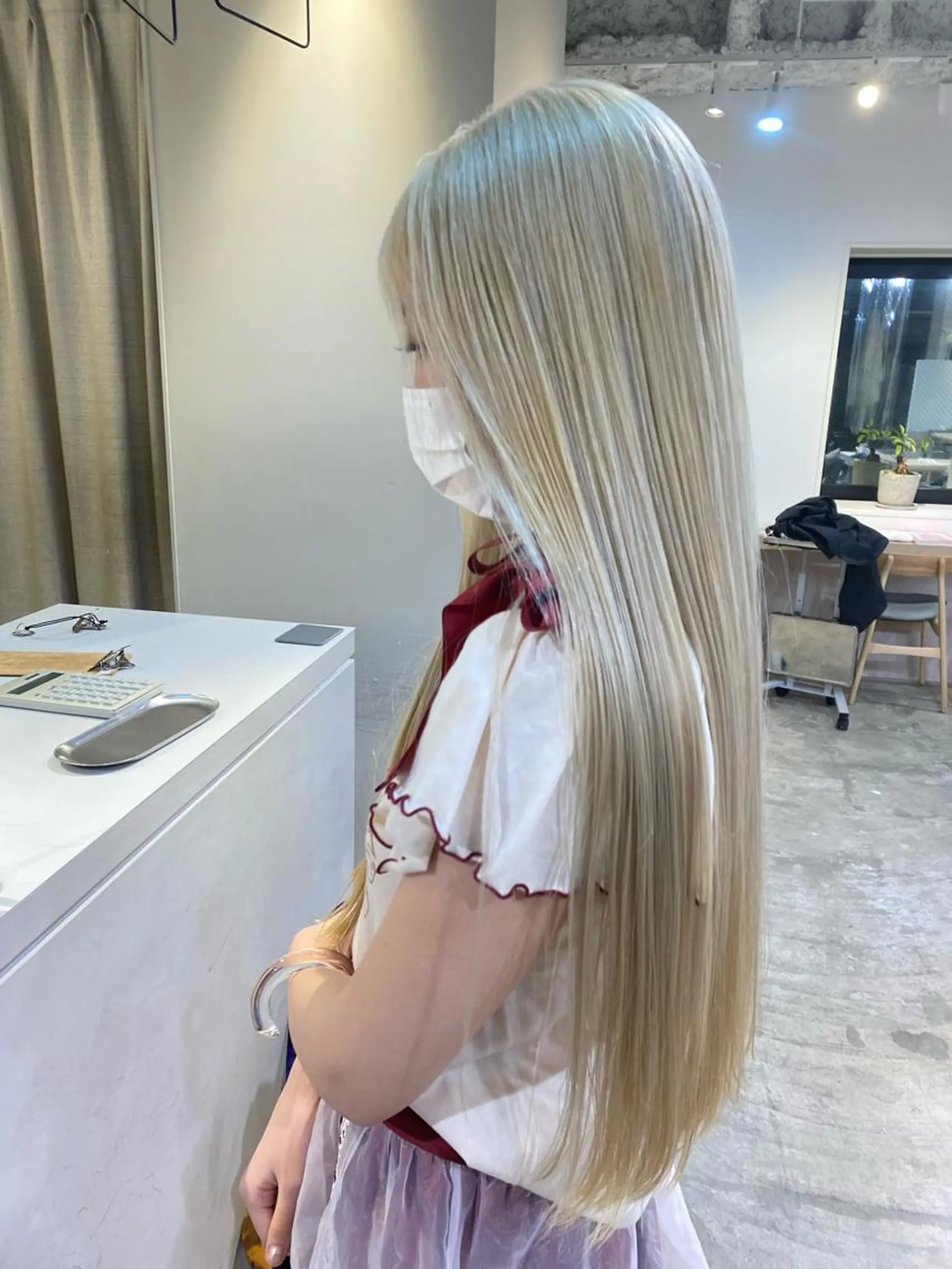 ロング カラー ブロンド ホワイトブロンド メンズパーマ💈藤田 晃志のヘアスタイル