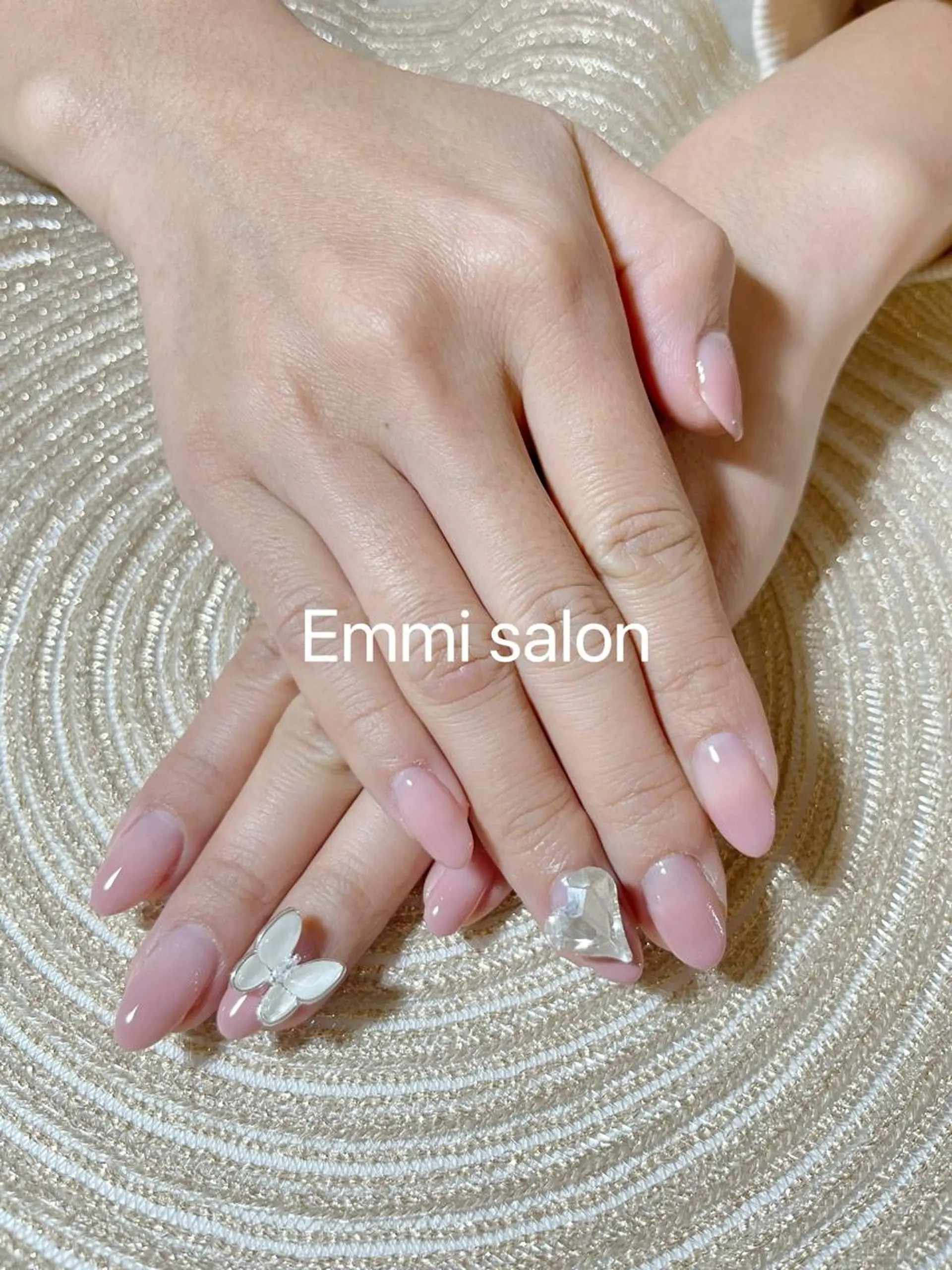 ネイル Emmi salonのネイルデザイン