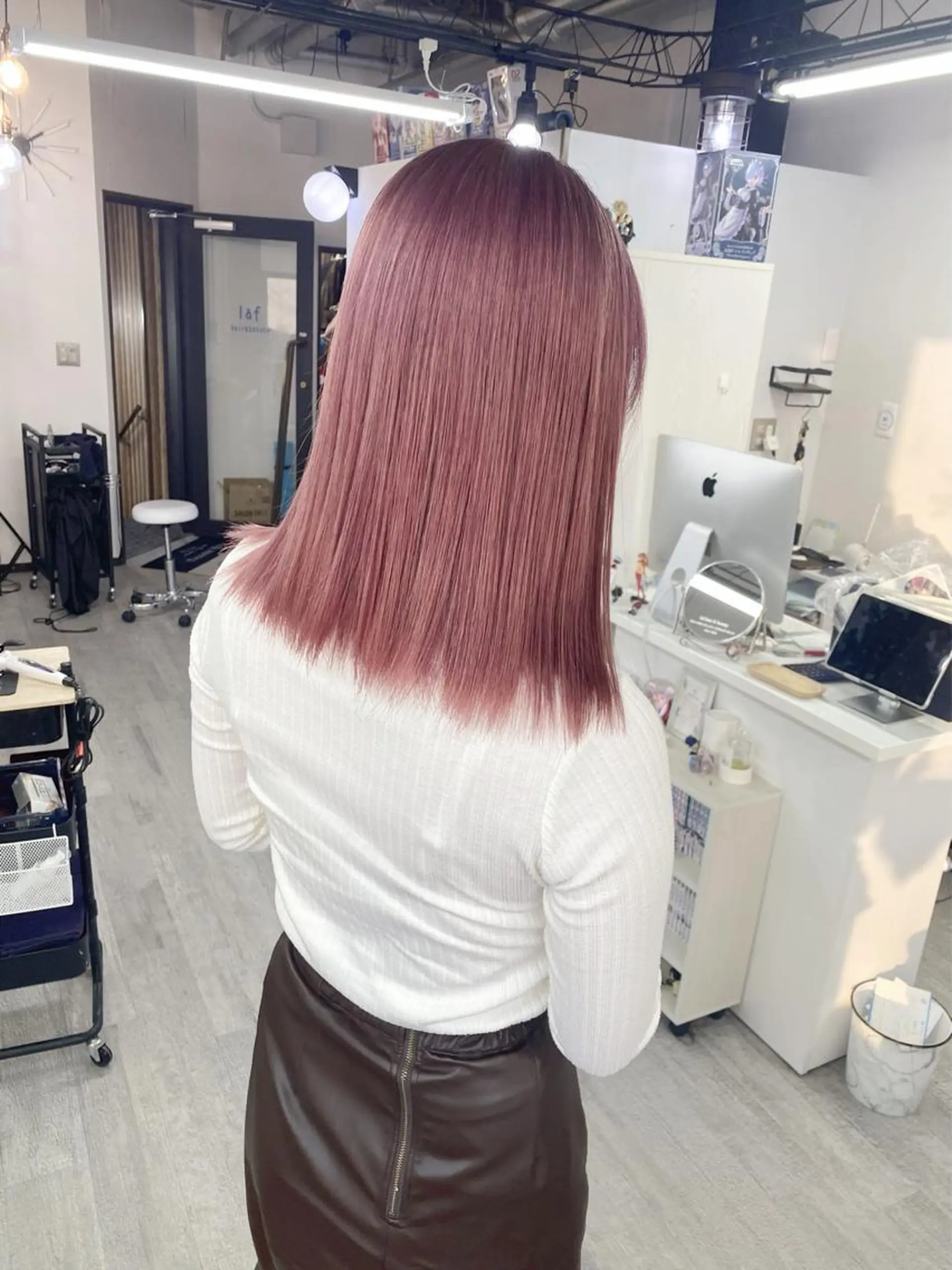 カラー ブリーチ 【BIBBIDI】 MIKIのヘアスタイル