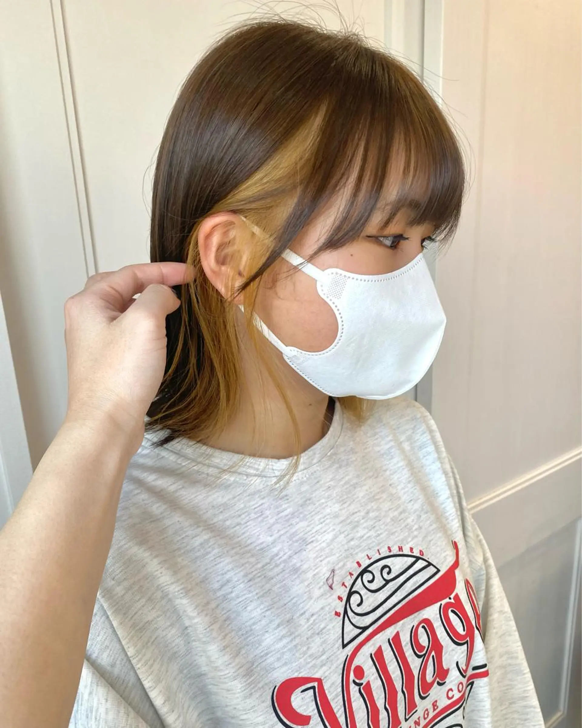 ショート カラー ベージュカラー イヤリングカラー Ayuna /透明感カラーのヘアスタイル