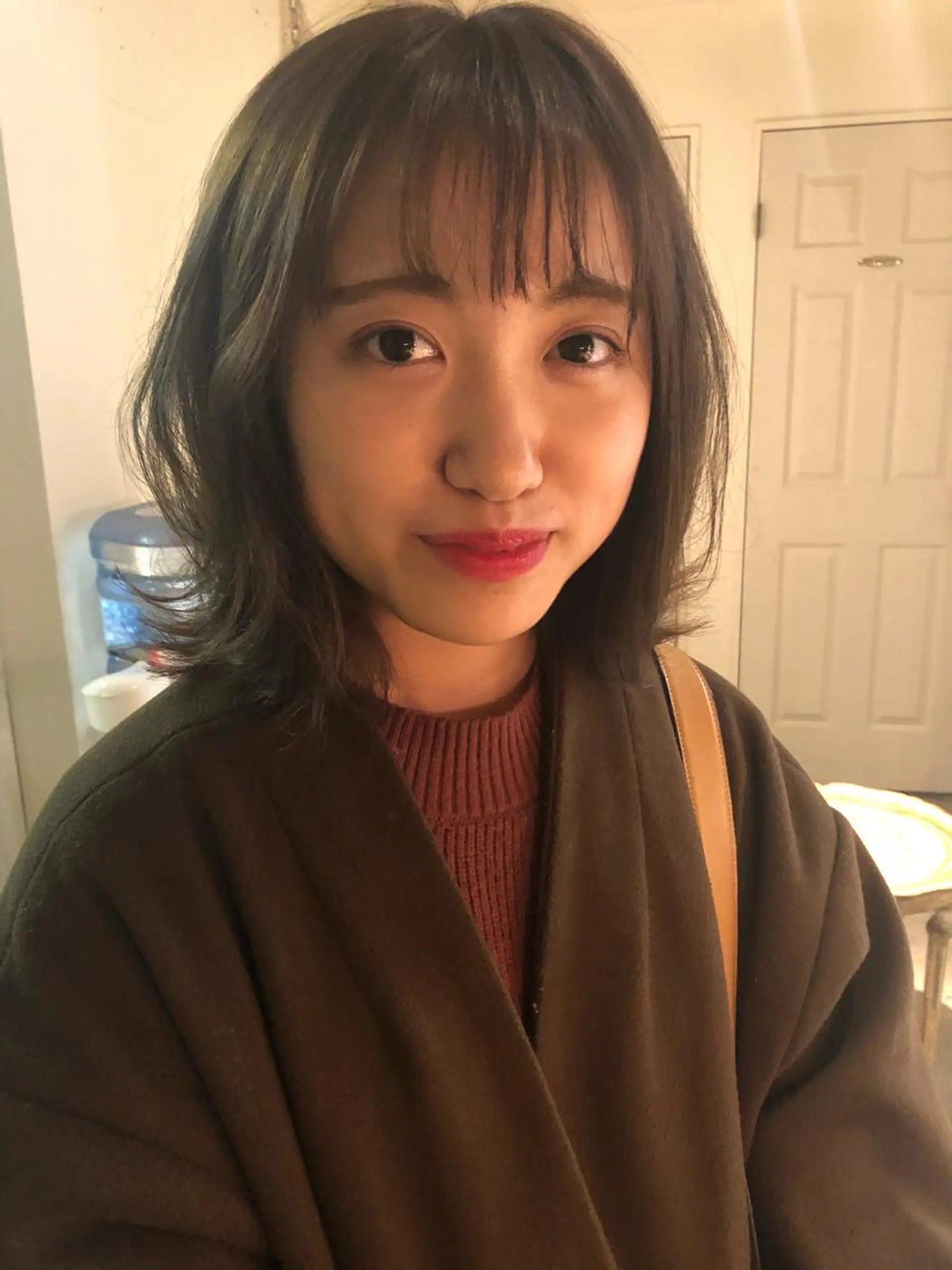 ミディアム カラー ボブレイヤー ベージュカラー フォギーベージュ ボブ レイヤーカット パーマ美容師 hanaのヘアスタイル