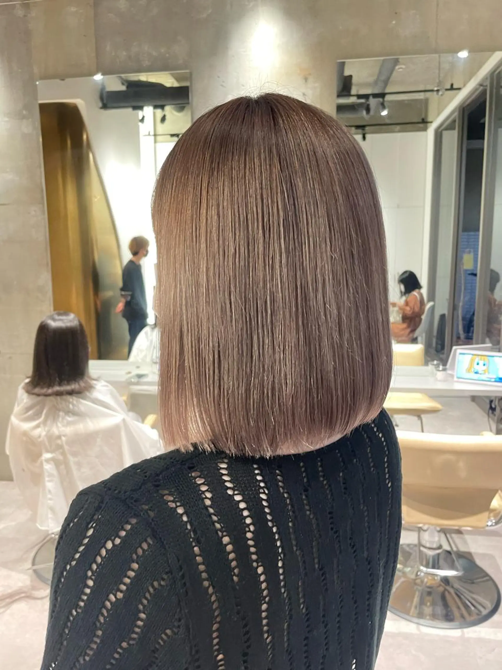 ミディアム カラー パーマ カット ヘアカラー トリートメント ☀️海外レイヤー 🇺🇸/ヒナコのヘアスタイル