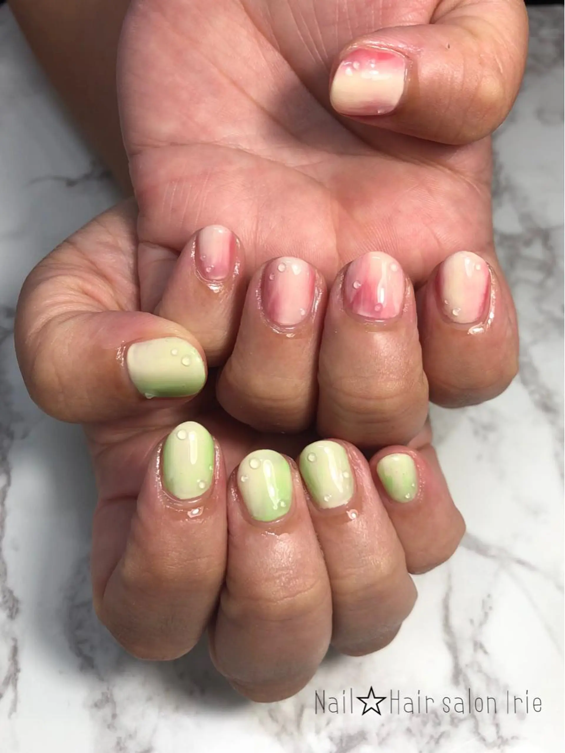 ネイル ハンドネイル 與儀 知佳のネイルデザイン