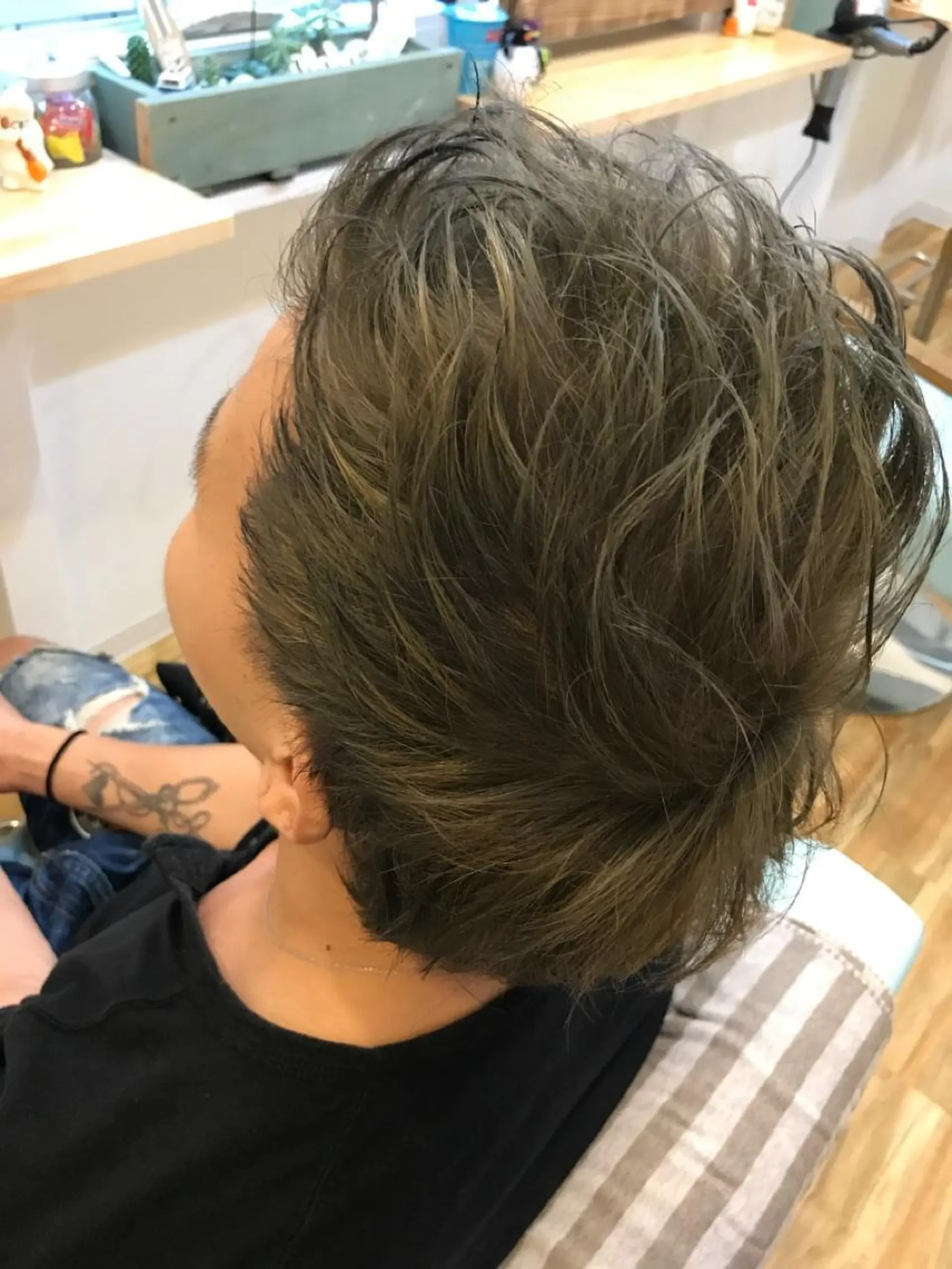 ショート カラー カット ヘアカラー 心斎橋韓国ボブ 好原良真のヘアスタイル