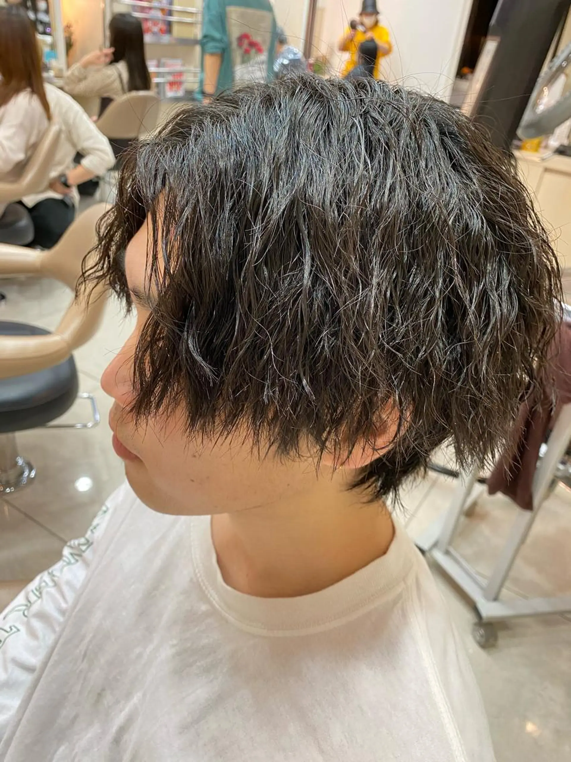 ショート パーマ メンズ カット パーマ 平内 賢人のヘアスタイル