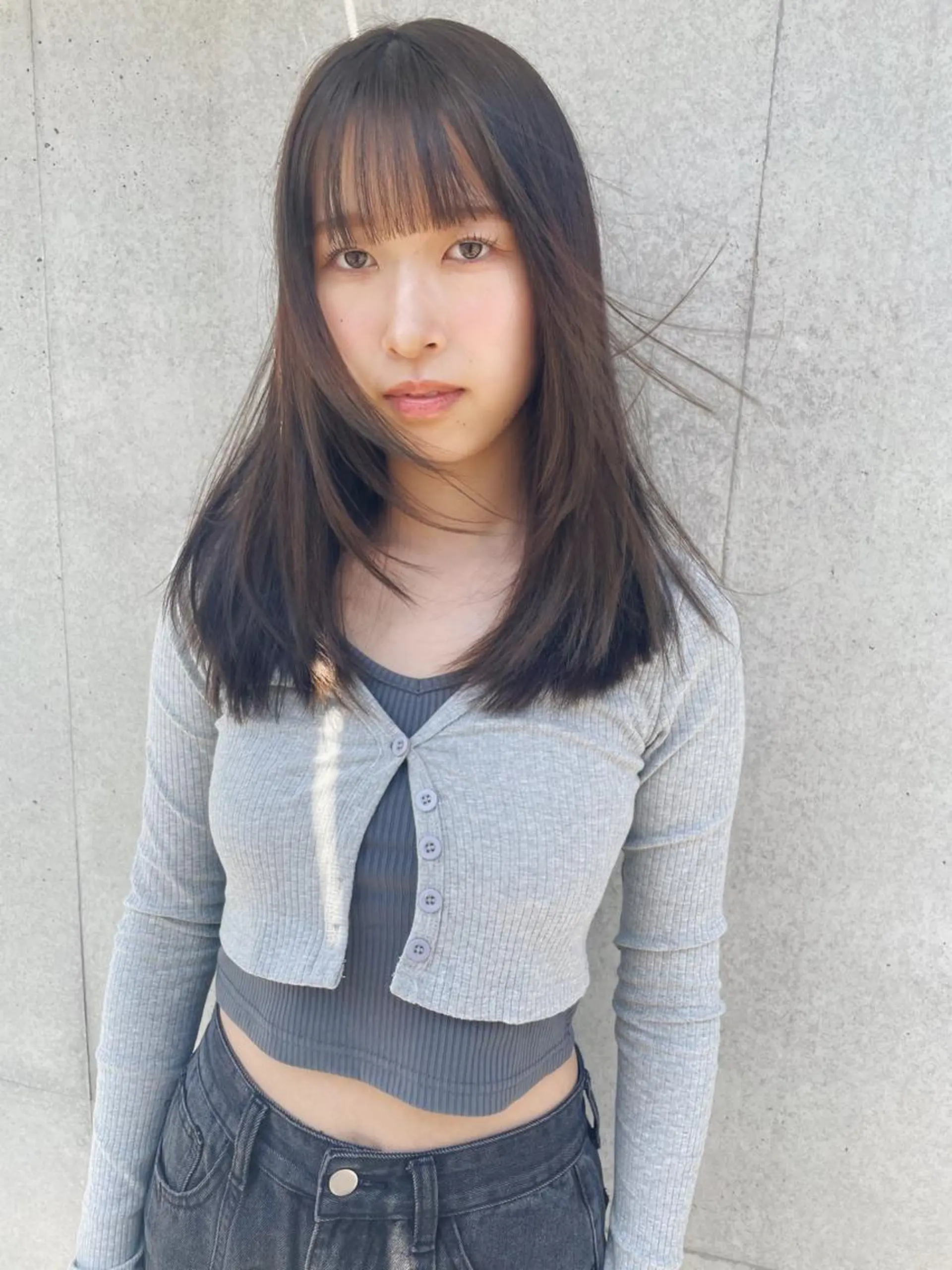 ミディアム カラー 顔まわりレイヤー レイヤーカット カット ヘアカラー トリートメント センスをお届けします 大谷将生infpのヘアスタイル