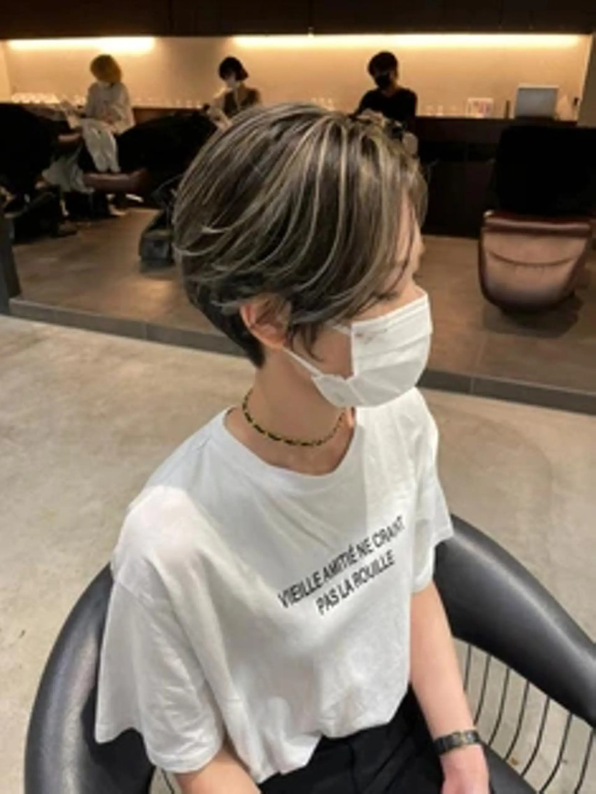 ショート カラー ハイライトカラー ハイライト マンスルージュ博多店所属・バレイヤージュ＆ 高発色カラー／市川のヘアスタイル