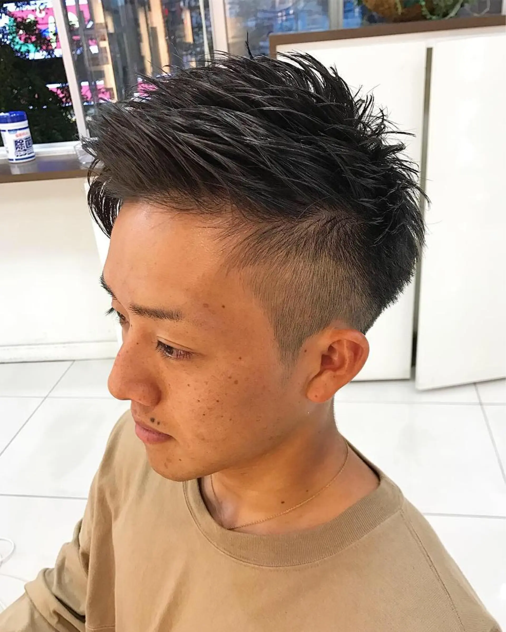 ショート パーマ メンズ アップバング ショートヘア カット 🟦メンズパーマ🟦 横浜駅｜小上馬淳司のヘアスタイル