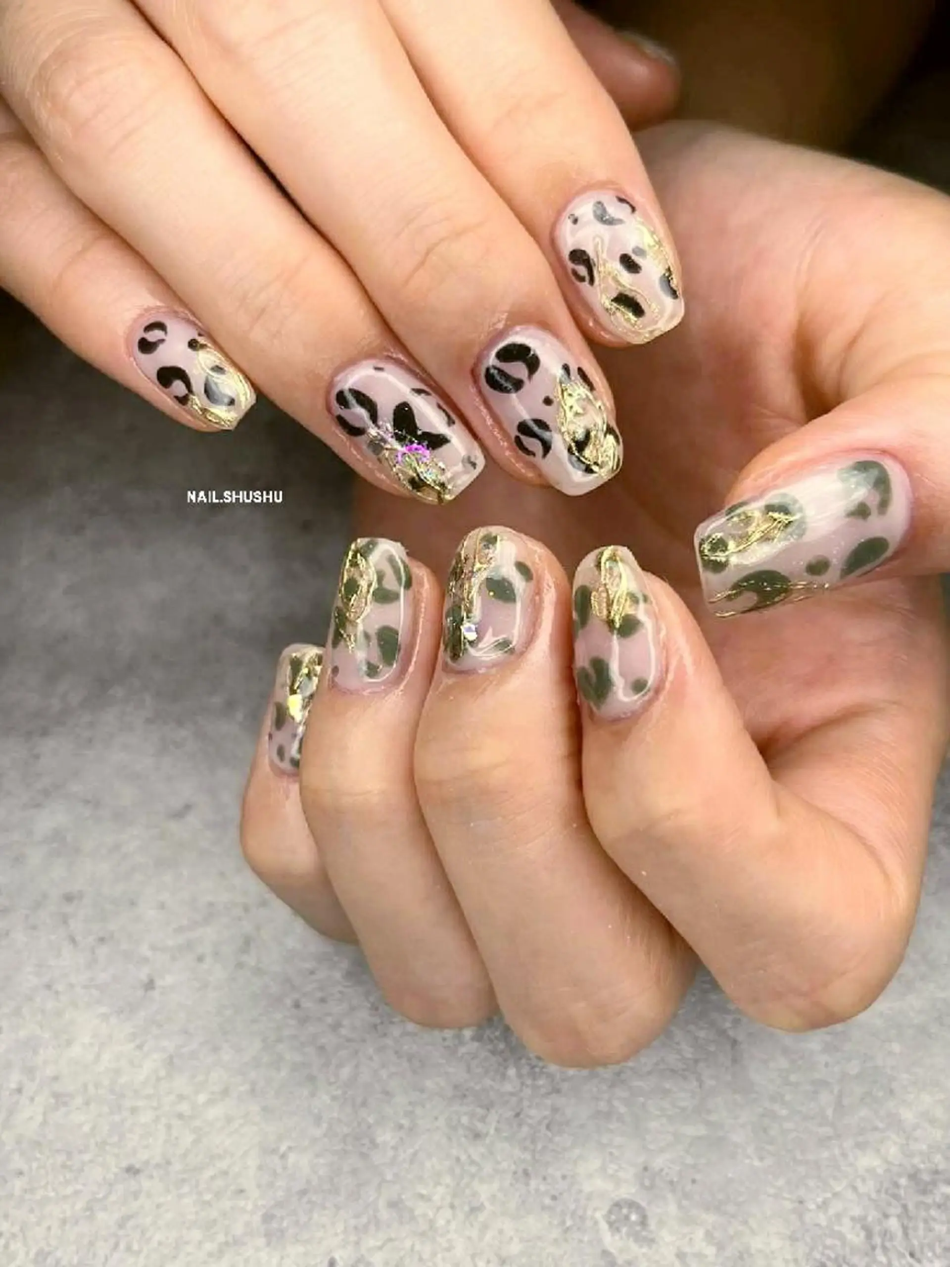 ネイル アートネイル 韓国ネイル 持ち込み ニュアンスネイル シンプルネイル 3dパーツ/流行り 👧shushu❤️のネイルデザイン