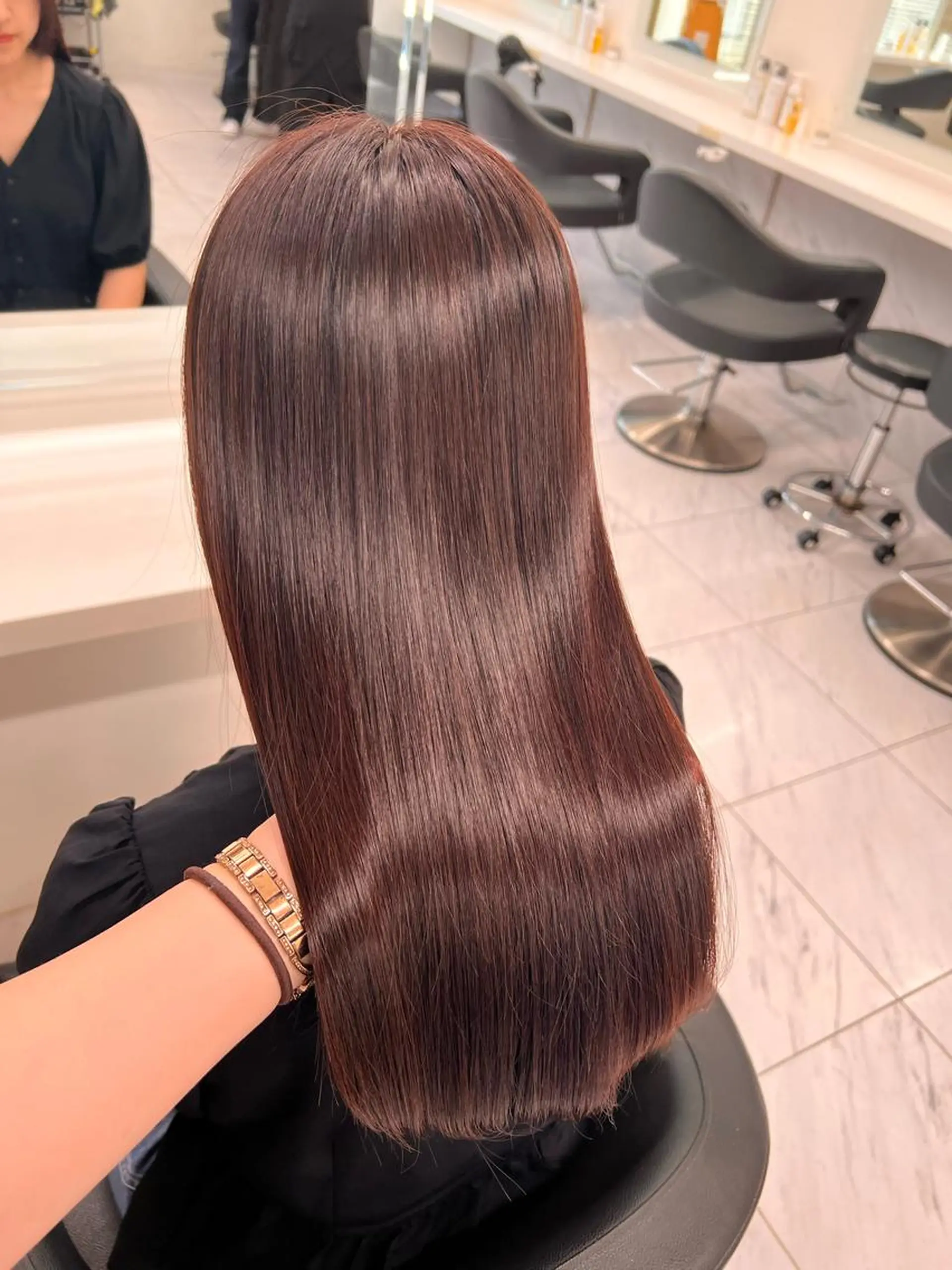 セミロング 💖札幌カラー 指名No.1💖玲奈のヘアスタイル
