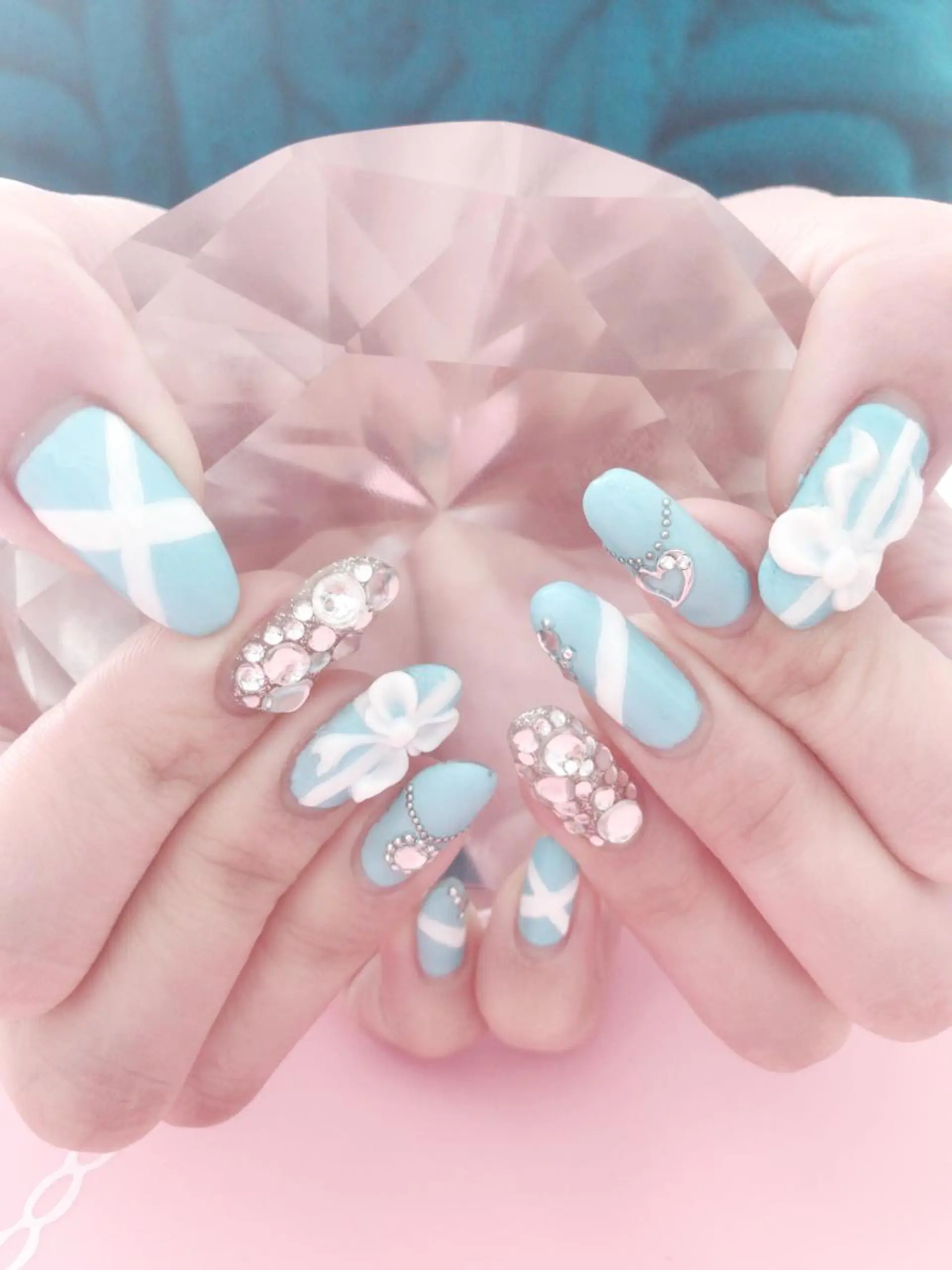 ネイル アートネイル ジェルネイル ストーンネイル エース ネイルのネイルデザイン