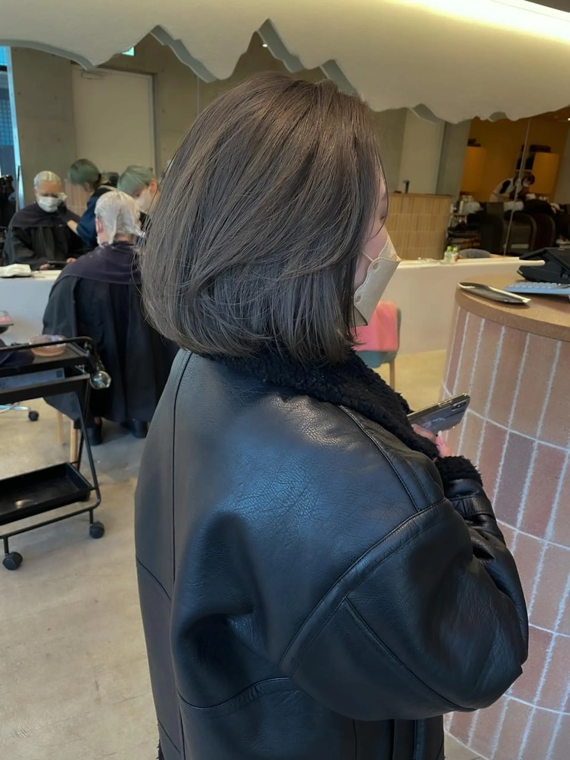 ショート カラー ヘアアレンジ ミニボブ/ブリーチ 🌈MISATOのヘアスタイル