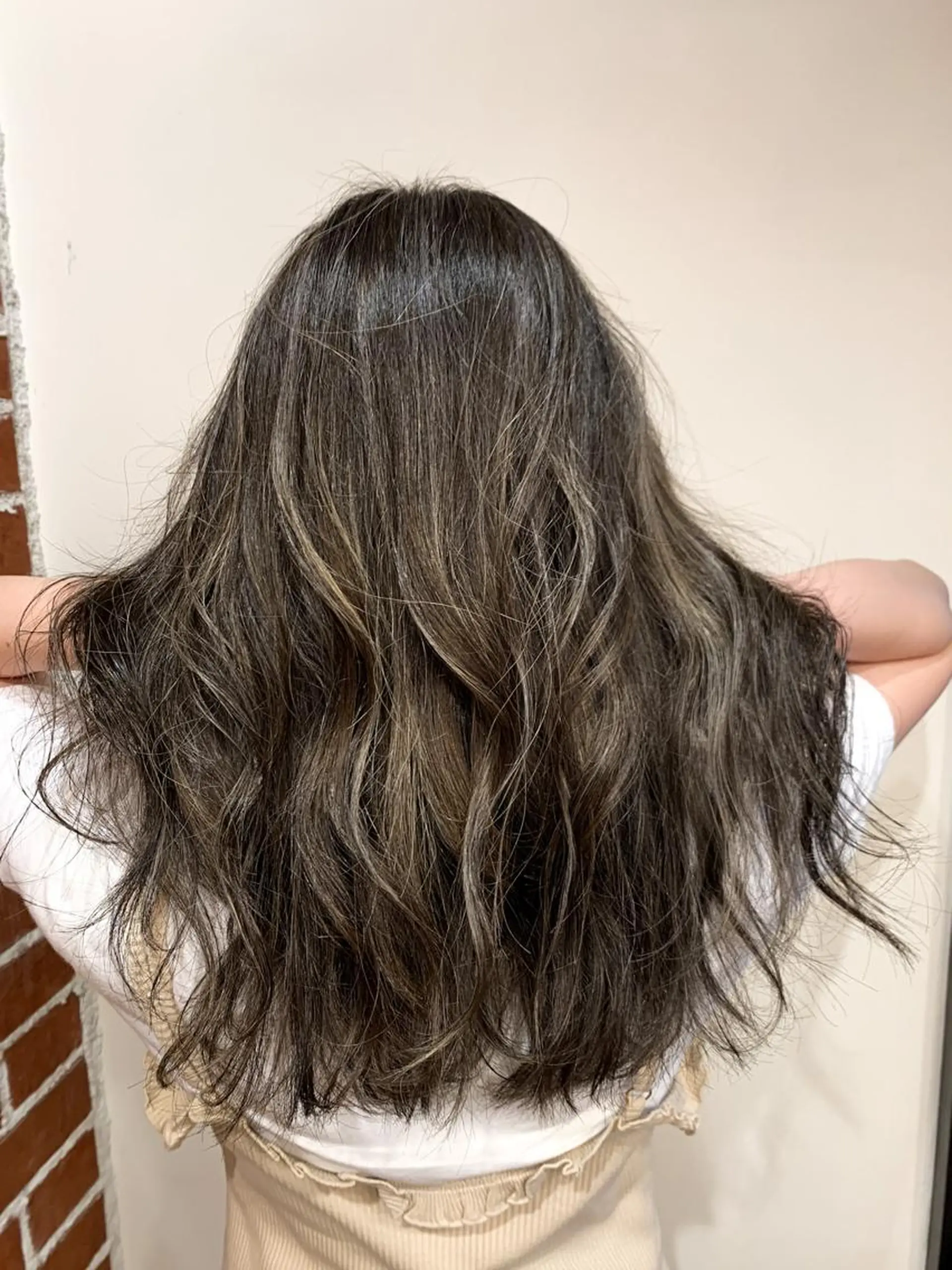 セミロング カラー ヘアカラー トリートメント 岡崎勇人/レイヤー/ 韓国/ケラチンTRのヘアスタイル