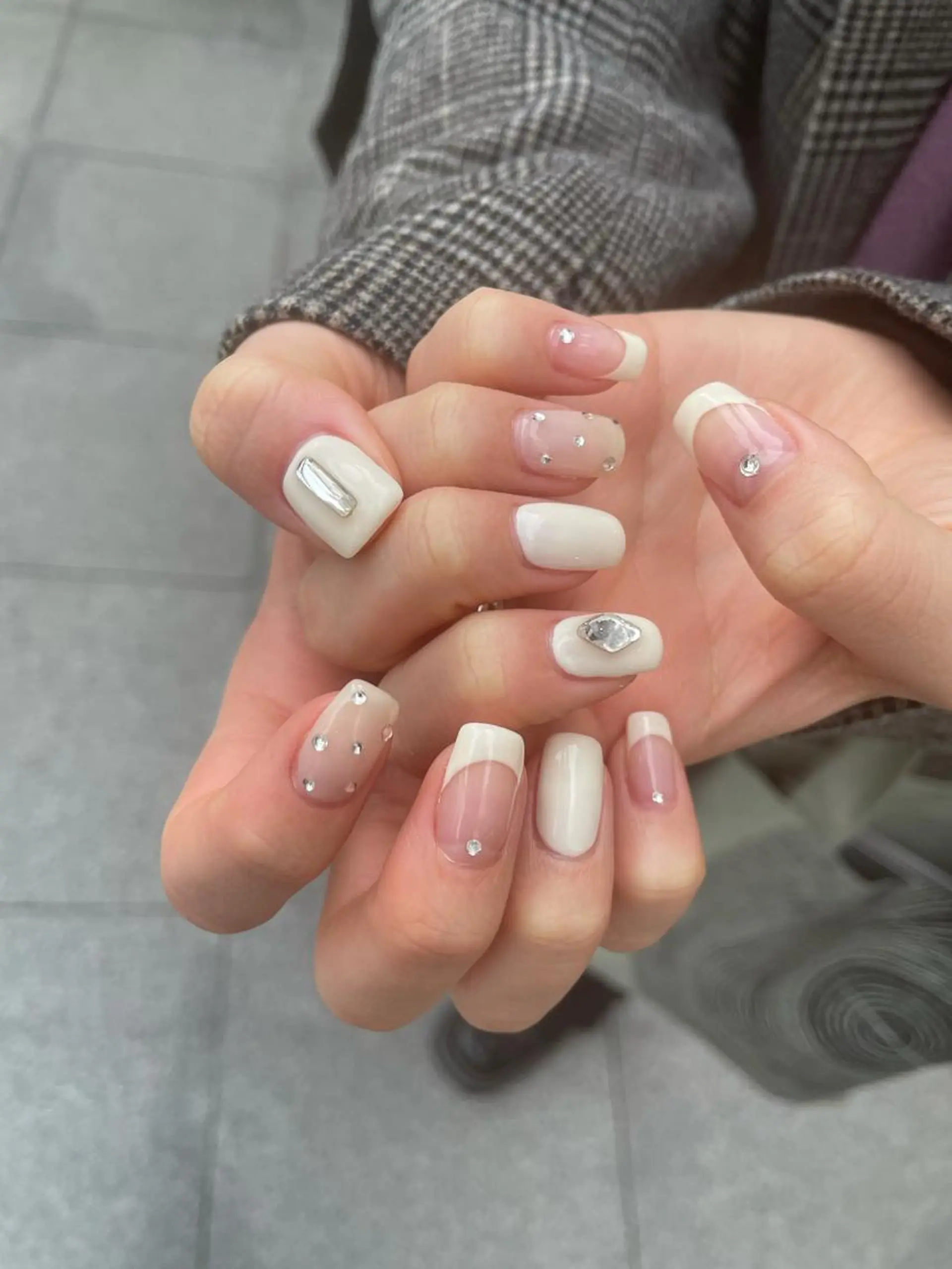 ネイル ホワイト shimizu yuuのネイルデザイン