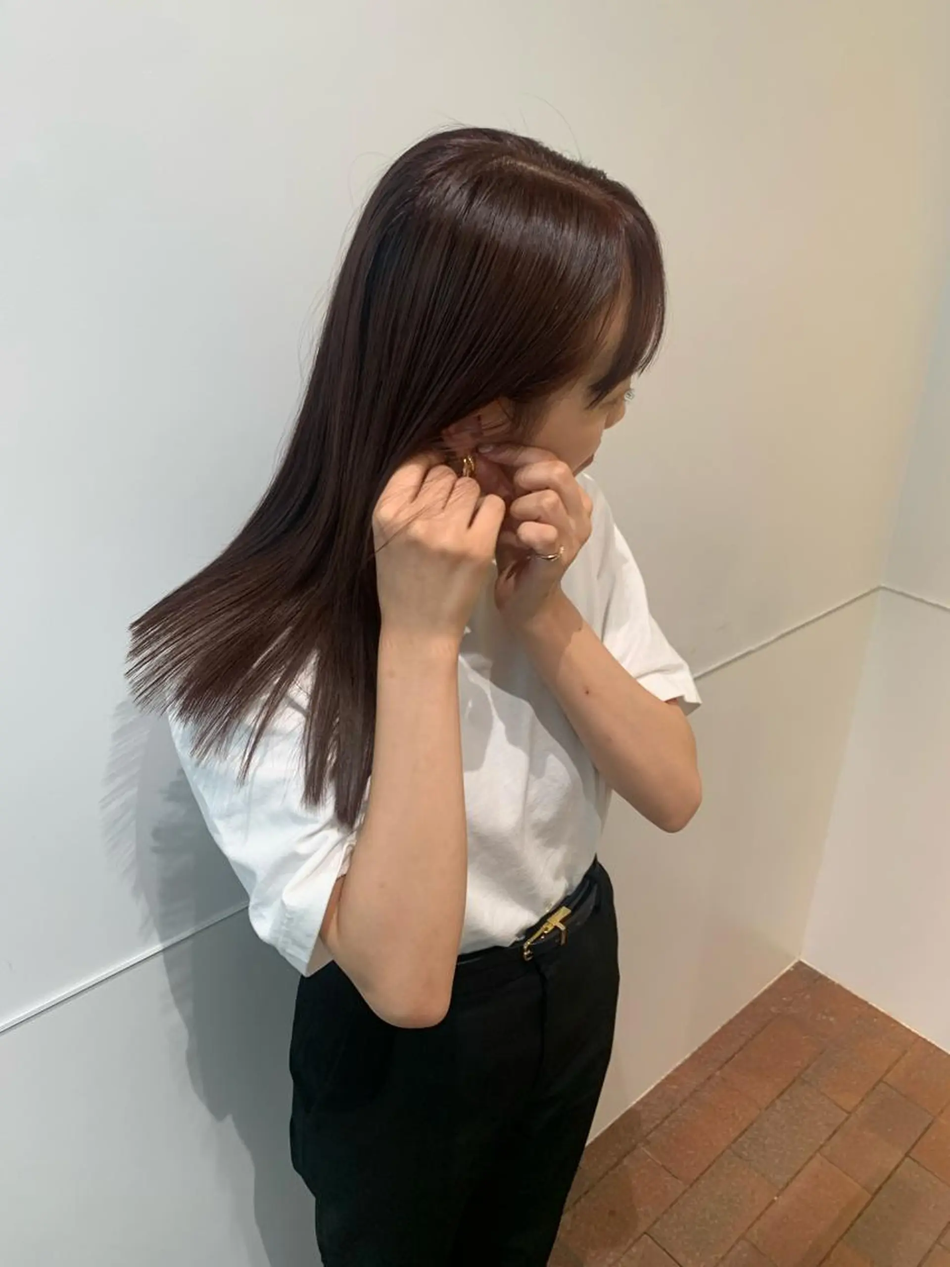 セミロング カラー ブラウンカラー ラベンダーカラー ラベンダーブラウン Sill所属・片岡 由依のヘアスタイル