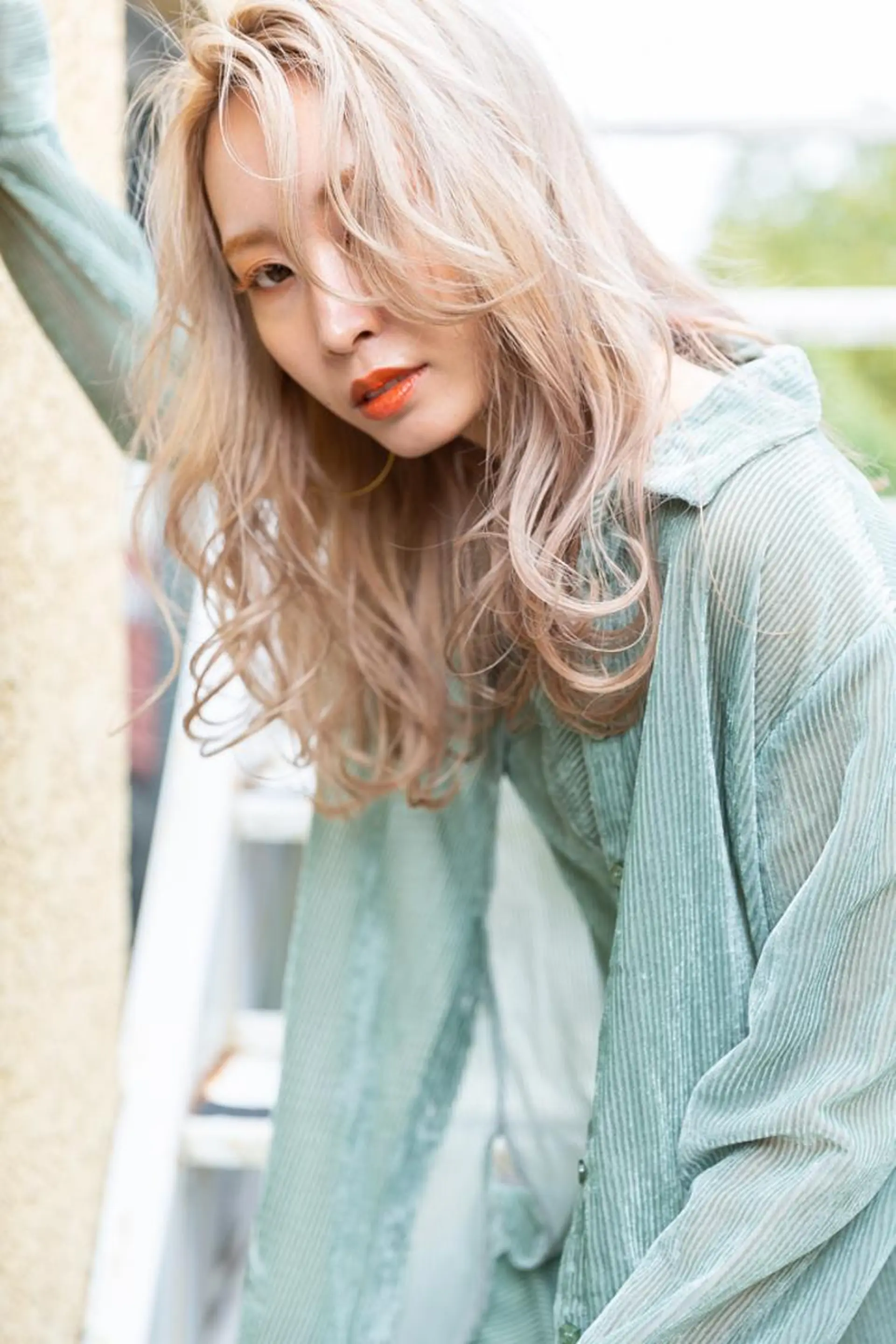 カラー セミロング Ash 武蔵小杉店のヘアスタイル