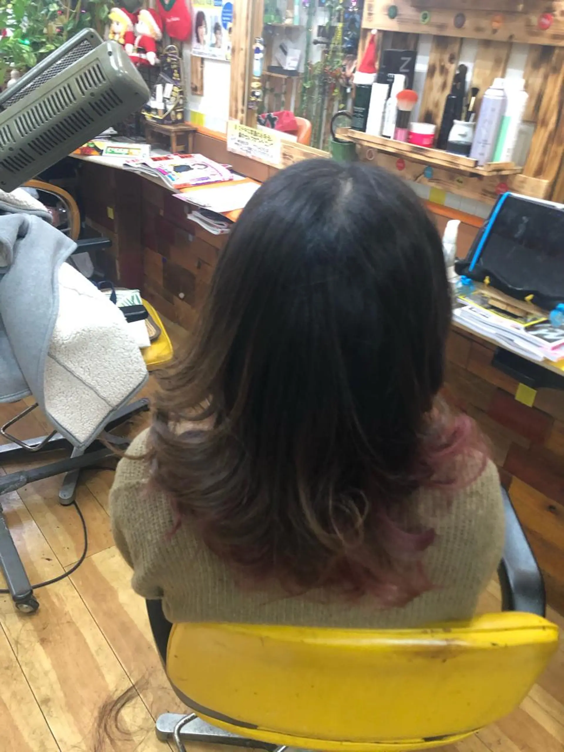 ミディアム 雪上 章のヘアスタイル