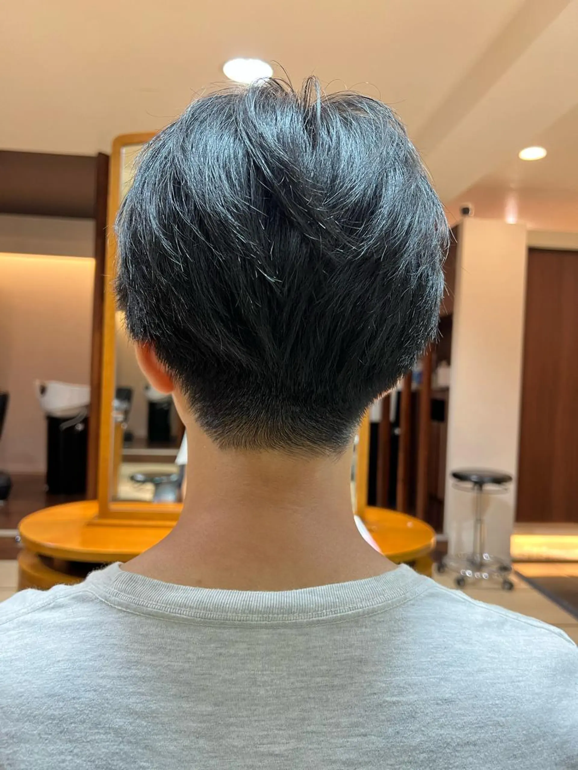 メンズ 学生（メンズ向け） 刈り上げ チーフデザイナー 木部のヘアスタイル