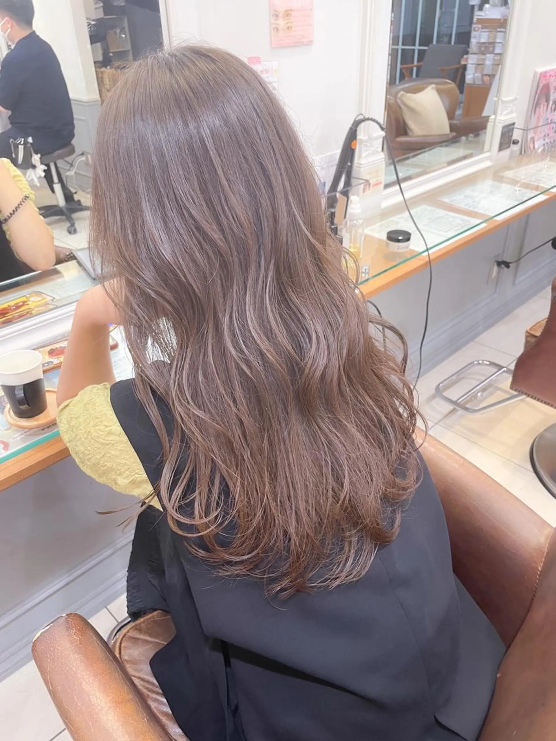 ロング カラー ベージュカラー オリーブベージュ オリーブカラー 韓国風ヘア カット ヘアカラー ✨カラー支持No.1 🧸ワキ カナコ🧸のヘアスタイル