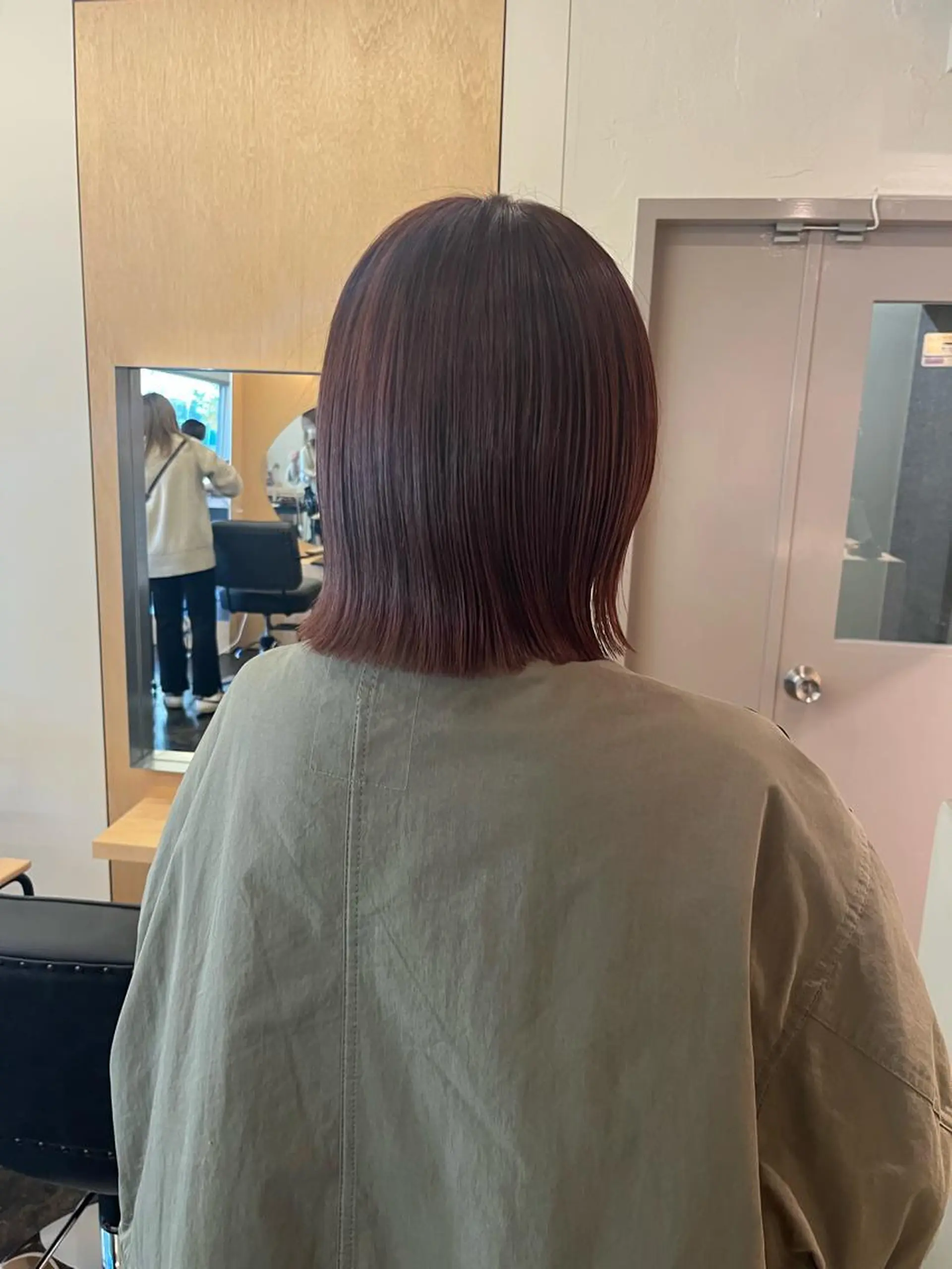 ショート 切りっぱなしボブ ボブ 西山 紗耶香🪽 透明感カラー/ボブのヘアスタイル