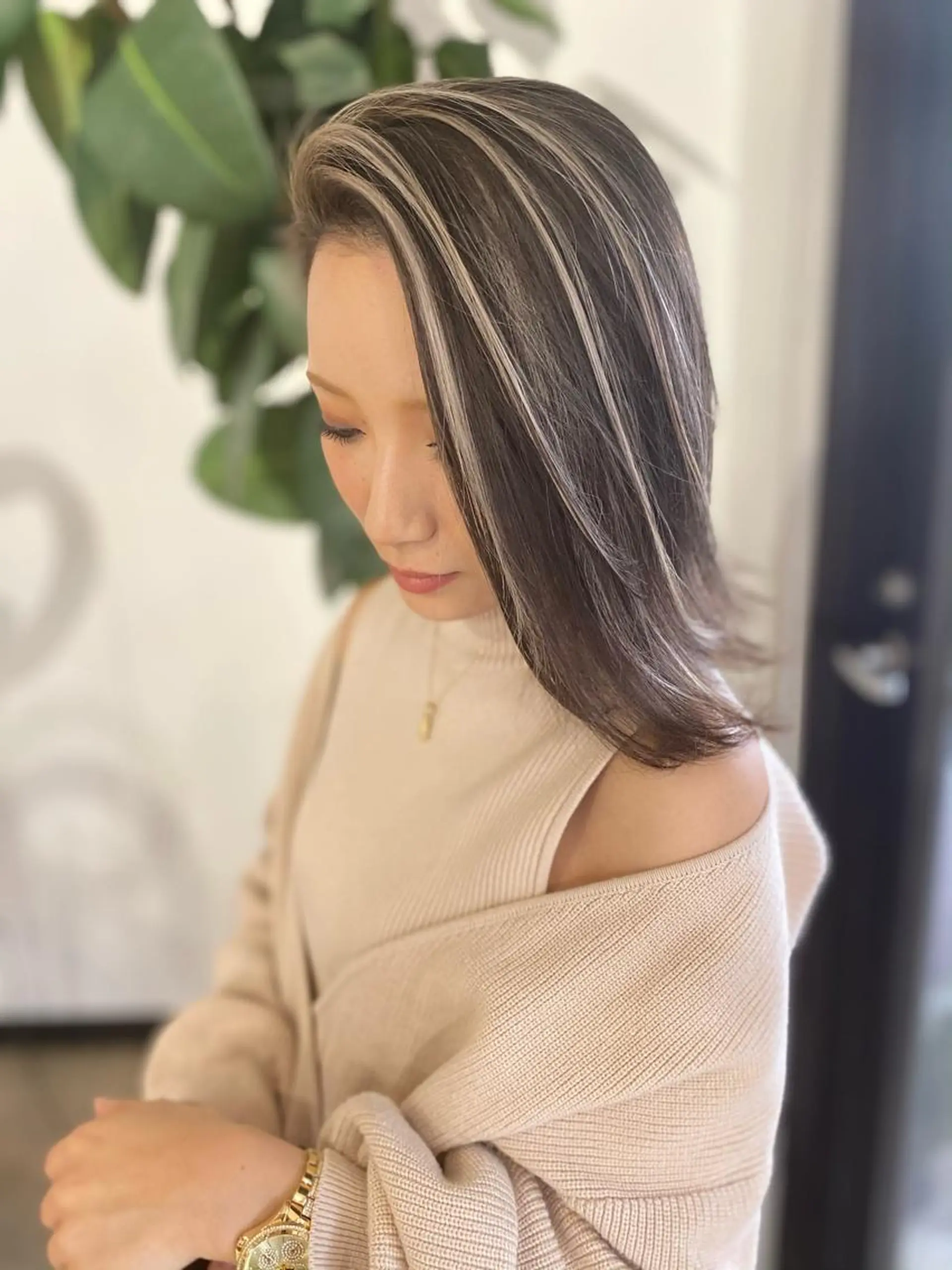 ショート カラー 桜木町駅徒歩5分 ハイライト横浜No1のヘアスタイル