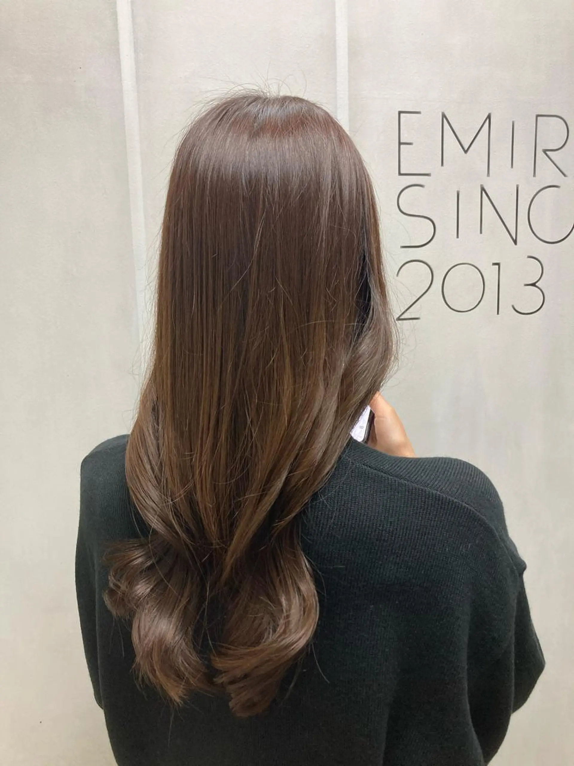 ロング アッシュ アッシュブラウン 前田リサコ🌹 ✨艶髪職人のヘアスタイル
