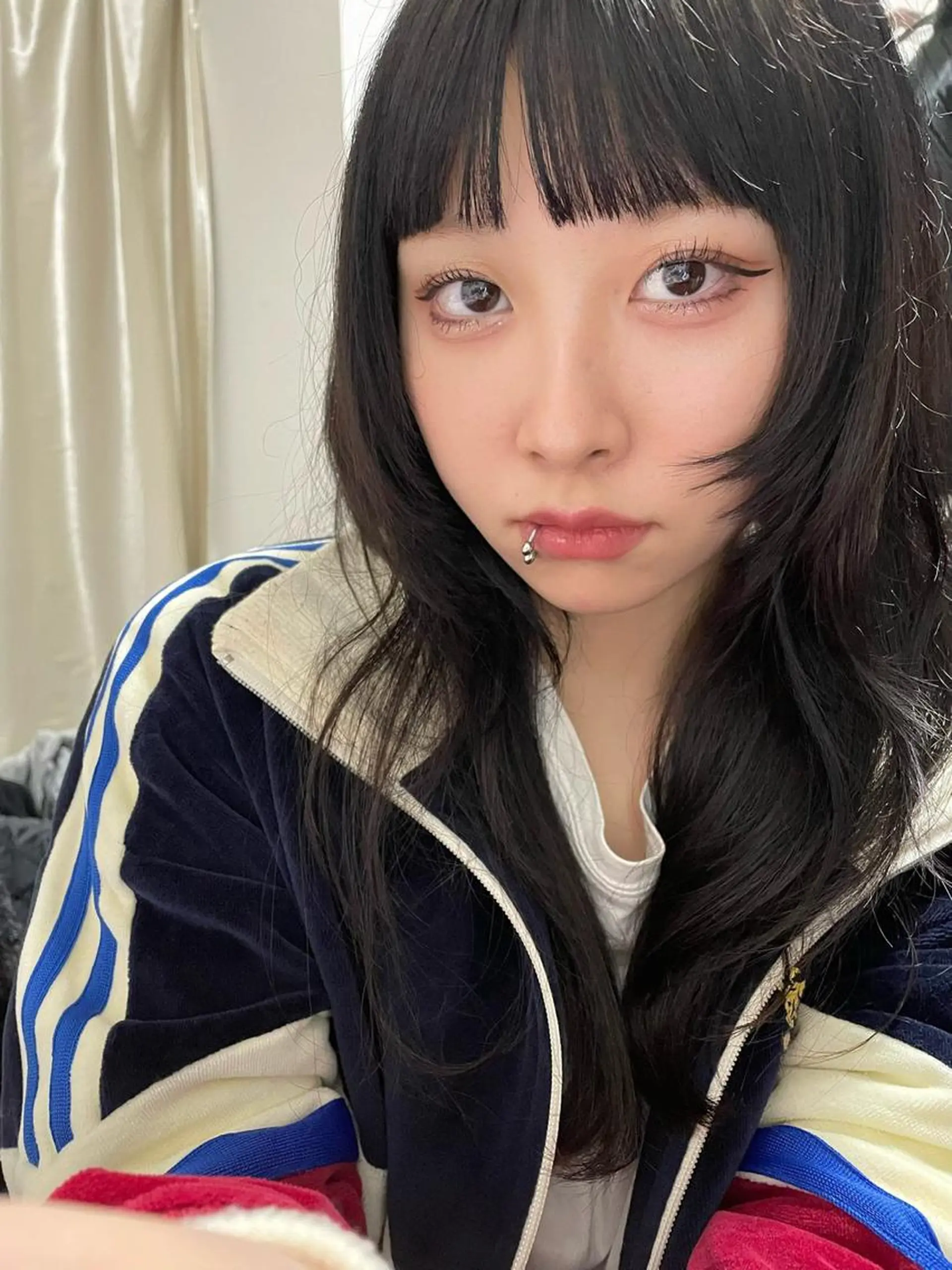 セミロング 似合わせカット ウルフカット 梅田l大人韓国ヘア レイヤー×艶カラーのヘアスタイル