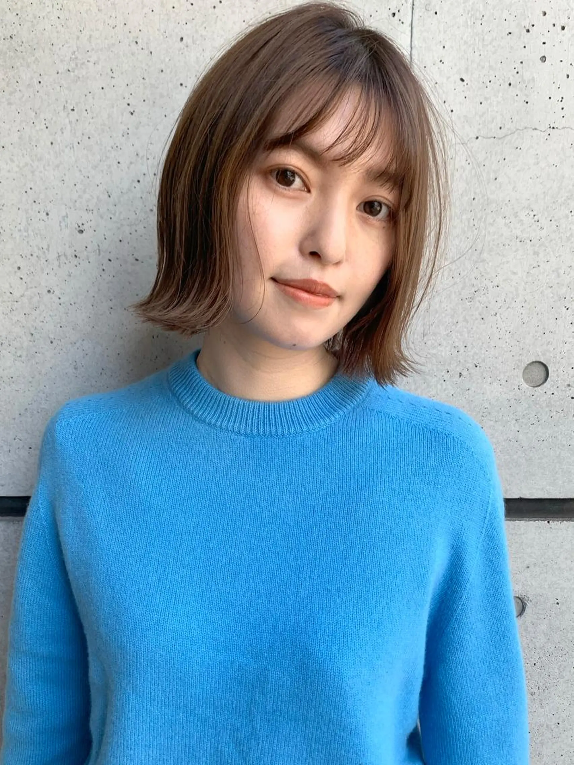 ショート カラー ベージュカラー ボブ 外ハネヘア 大西 真人🪴のヘアスタイル