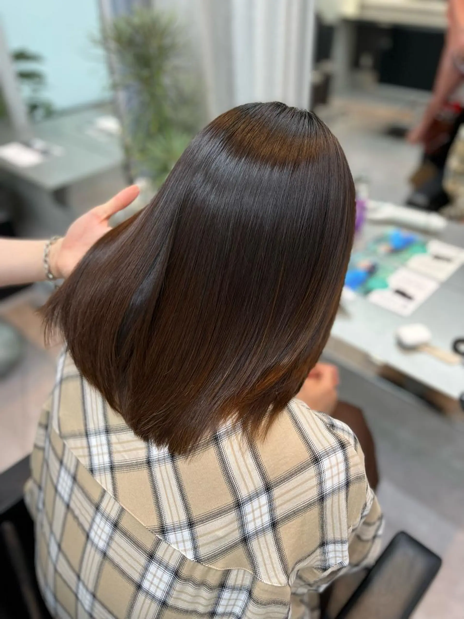 ミディアム カット 縮毛矯正 トリートメント 城山 拓実のヘアスタイル