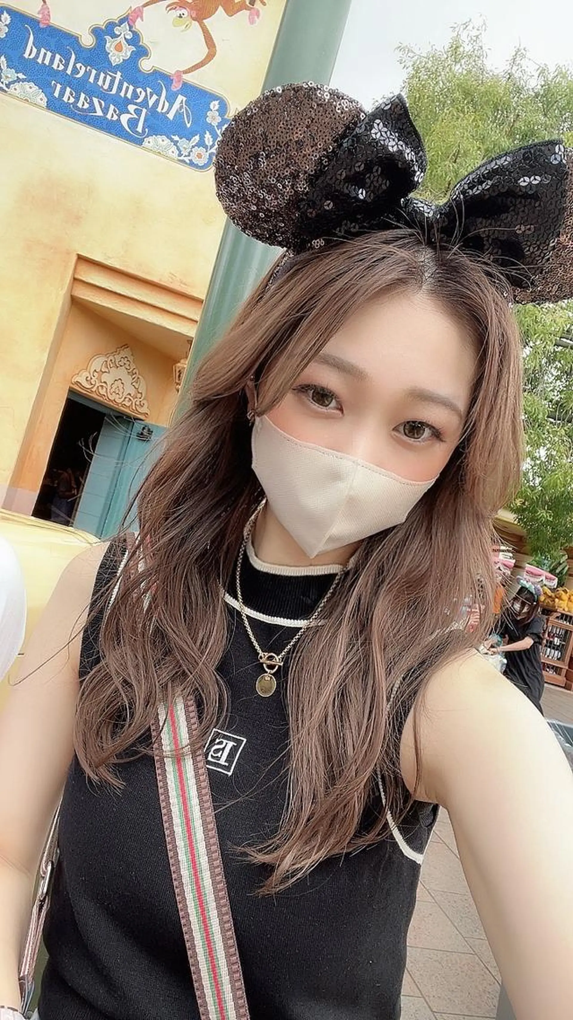 ロング カラー ベージュカラー ブリーチ ミルクティーベージュ カット ヘアカラー トリートメント 手塚 亮汰のヘアスタイル