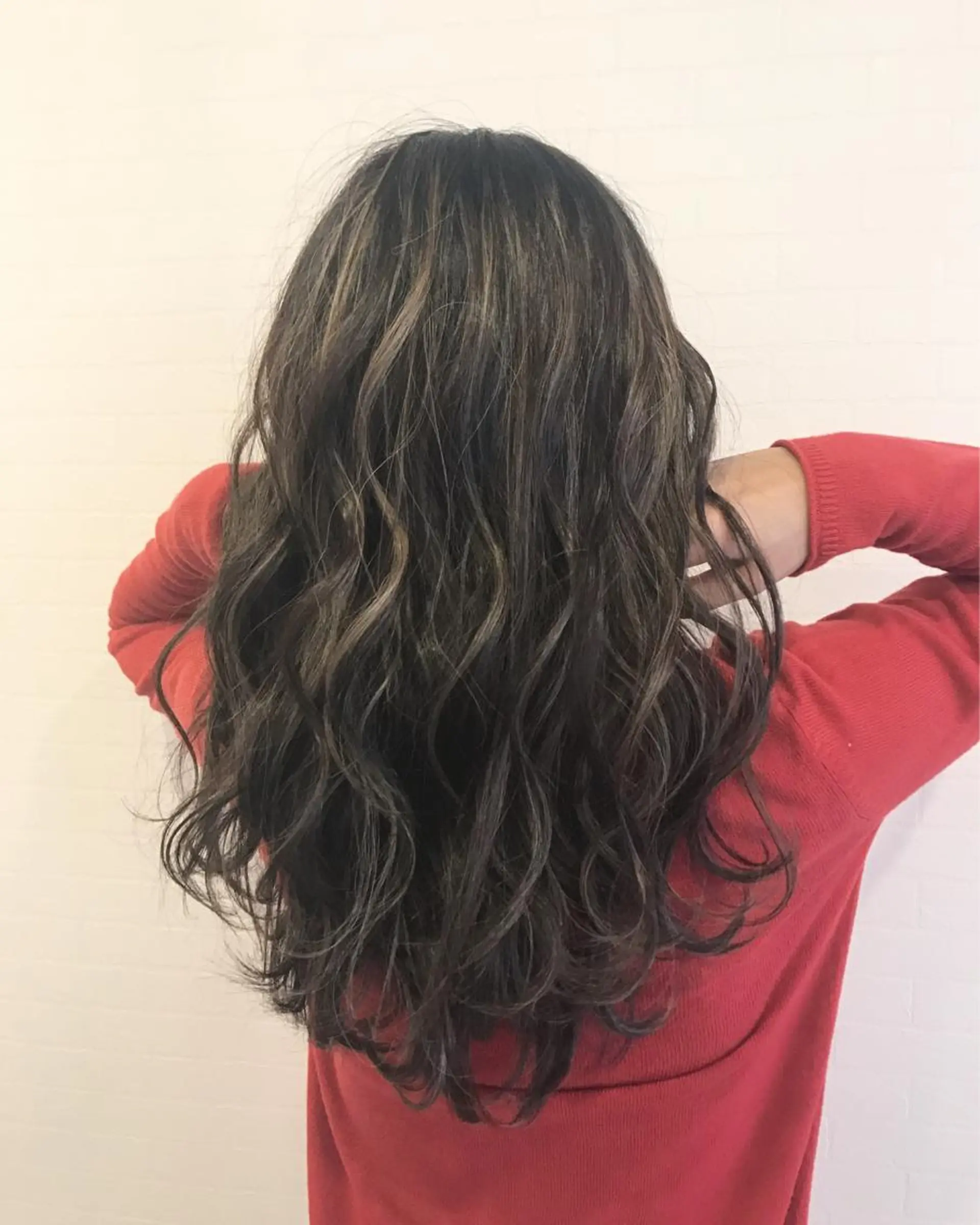 ロング カラー ヘアアレンジ ハイライトカラー ハイライト ヘアカラー トリートメント 縮毛矯正 髪質改善寺坂雄飛💐のヘアスタイル
