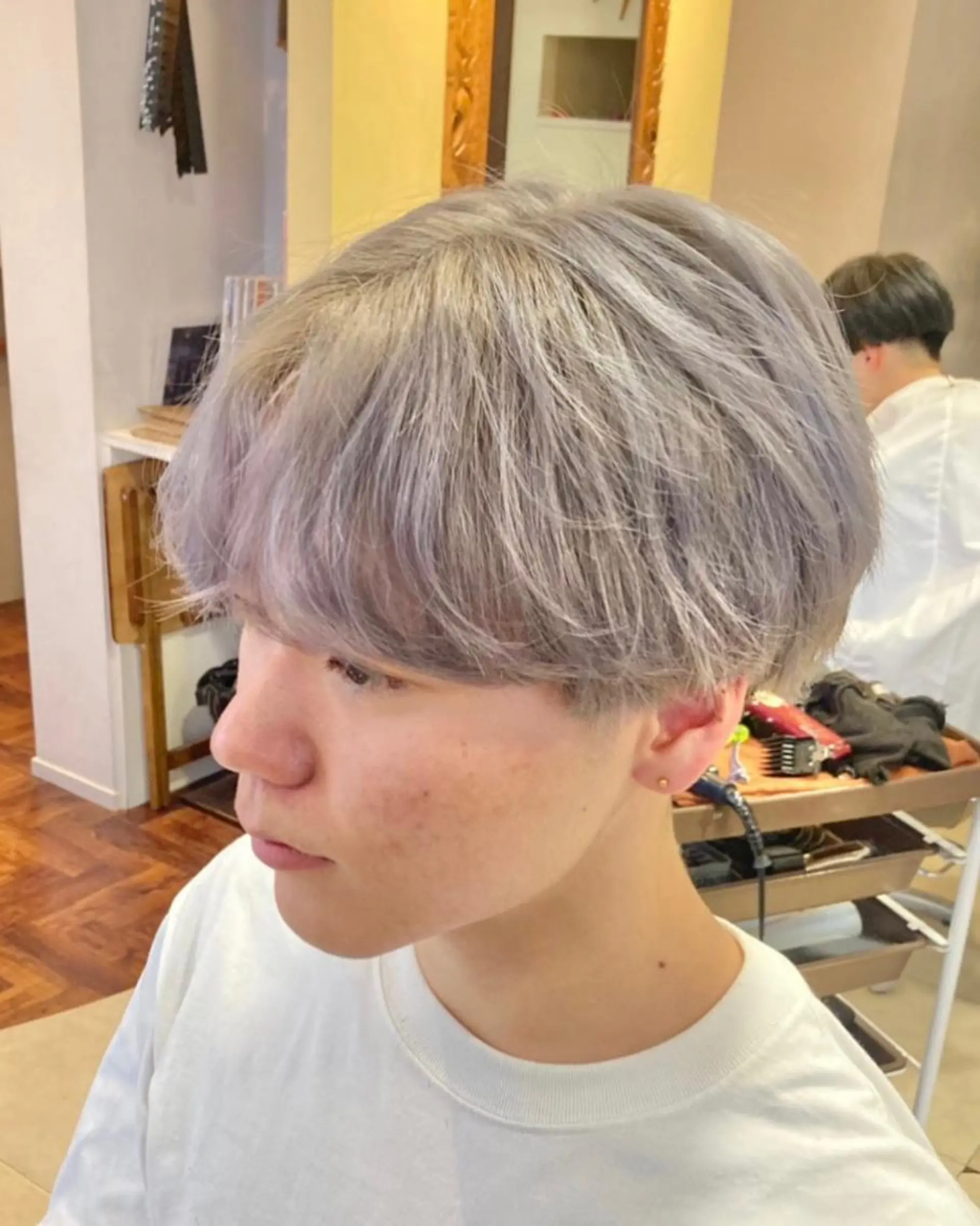 カラー メンズ メンズブリーチ メンズハイトーン マッシュ ブリーチ ハイトーンカラー カット ヘアカラー トリートメント カットが上手い 💇‍♂🌸サク🌸のヘアスタイル
