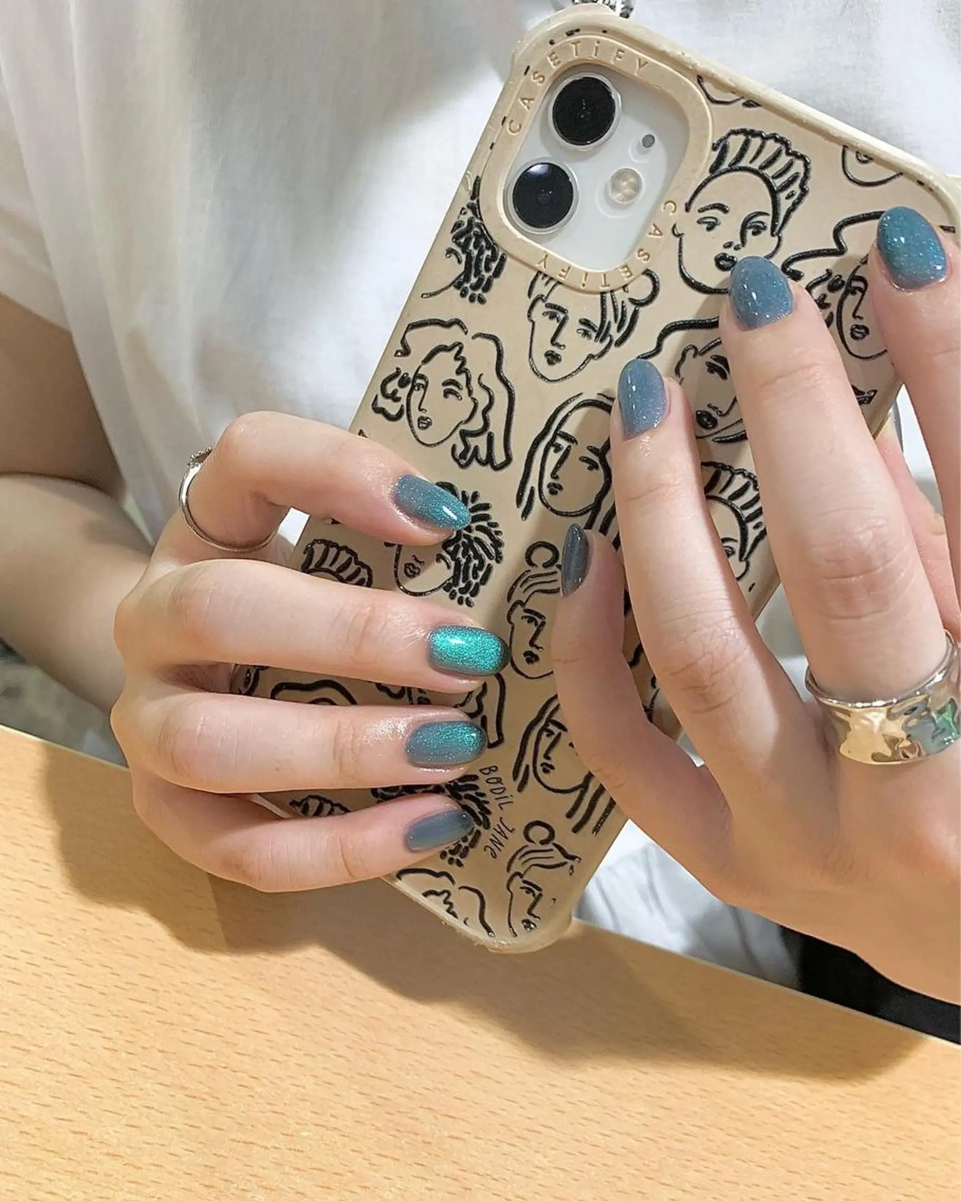 ミディアム ネイル ハンドネイル Nailsalon ARKαのネイルデザイン