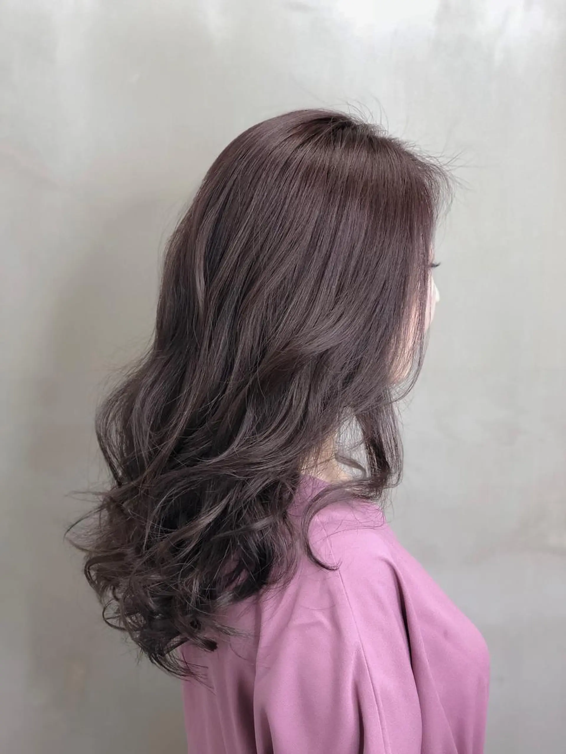 ロング カラー 【透明感、艶髪】西村 有司のヘアスタイル